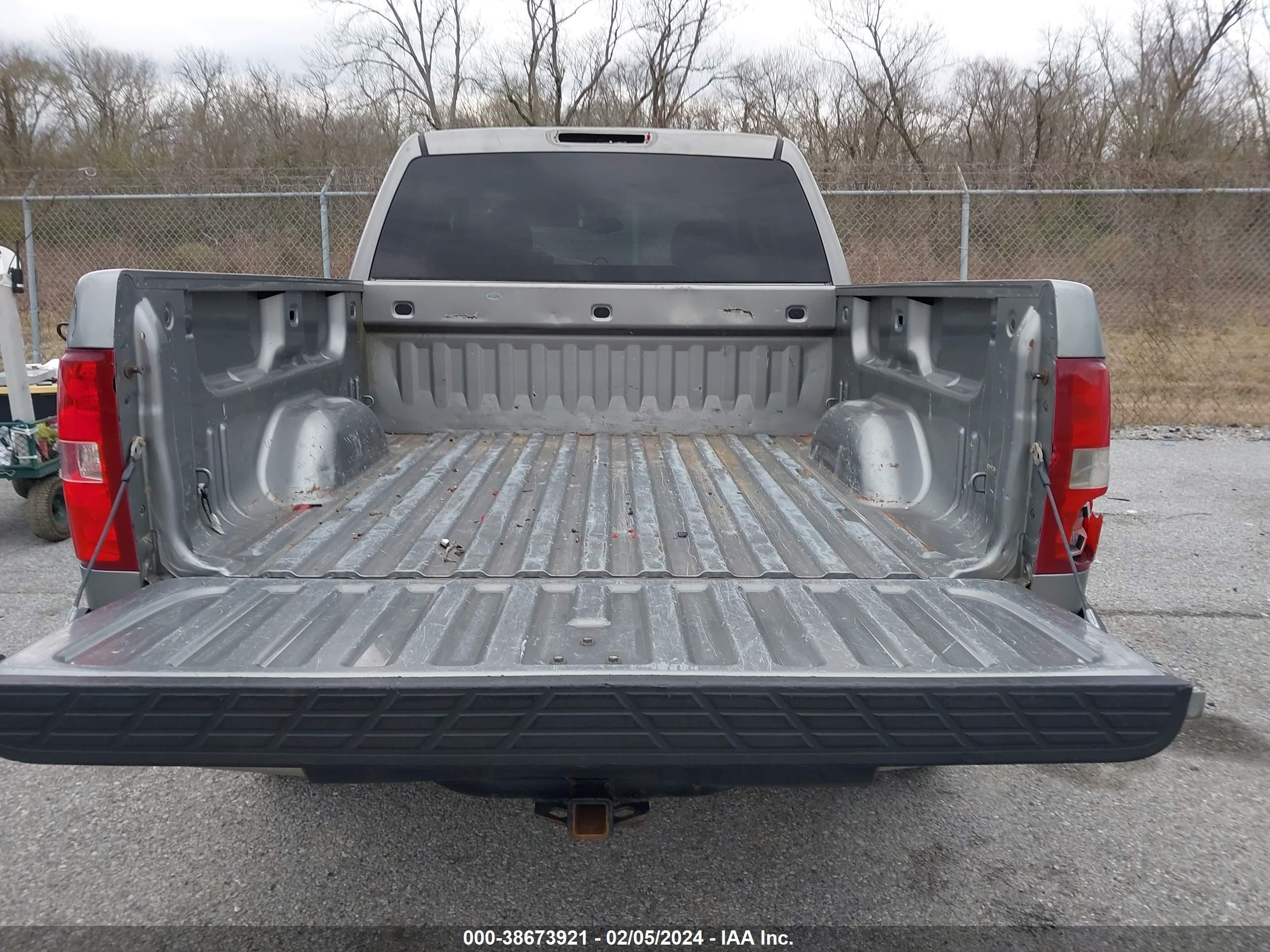 Photo 7 VIN: 2GCEC13C471708632 - CHEVROLET SILVERADO 