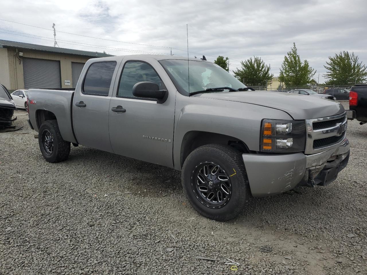 Photo 3 VIN: 2GCEC13C871517926 - CHEVROLET SILVERADO 