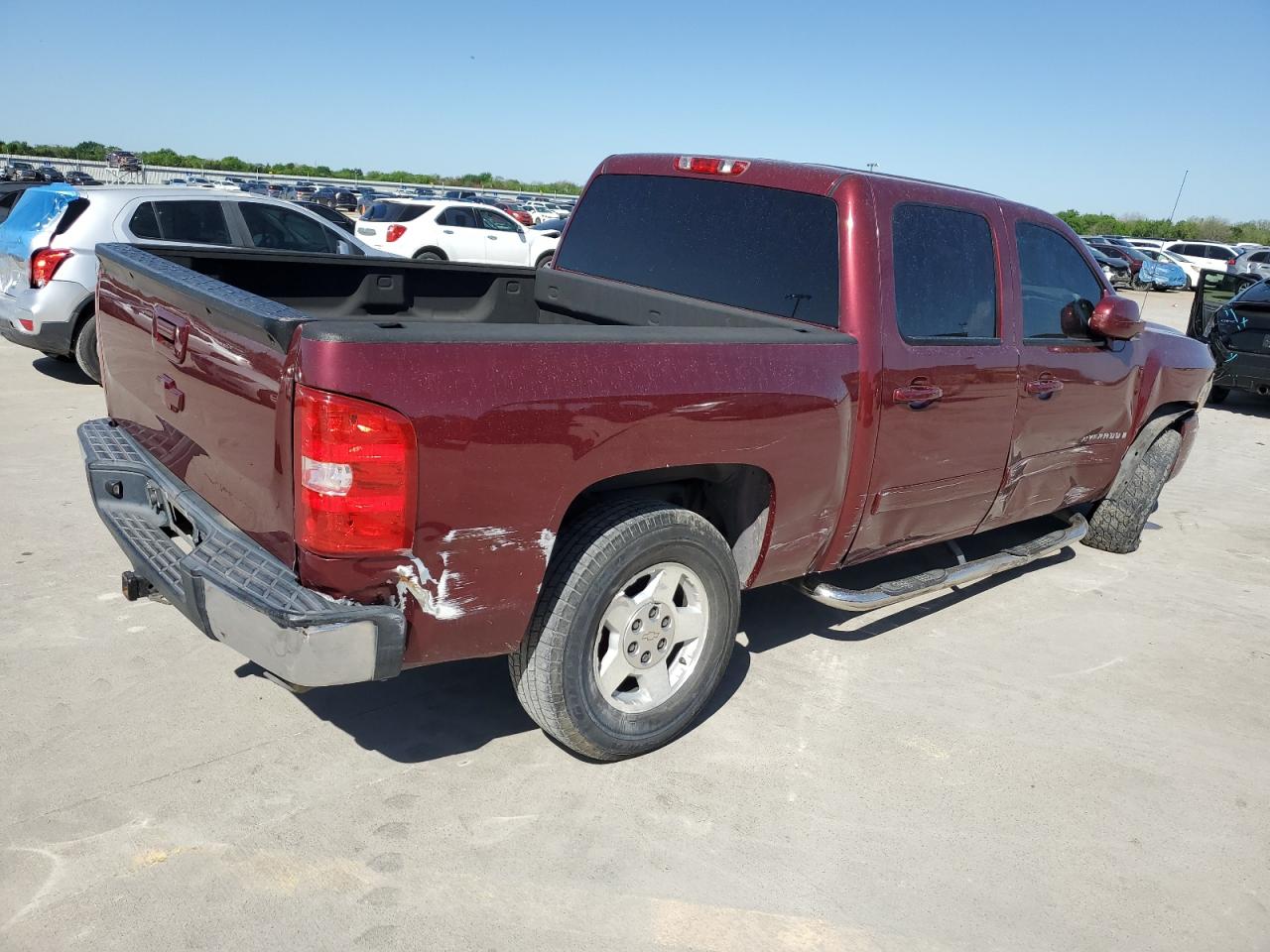 Photo 2 VIN: 2GCEC13C981330180 - CHEVROLET SILVERADO 