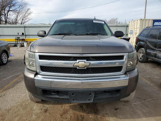 Photo 4 VIN: 2GCEC13CX81302744 - CHEVROLET SILVERADO 