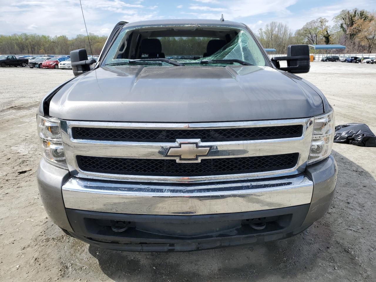 Photo 4 VIN: 2GCEC13J271545395 - CHEVROLET SILVERADO 