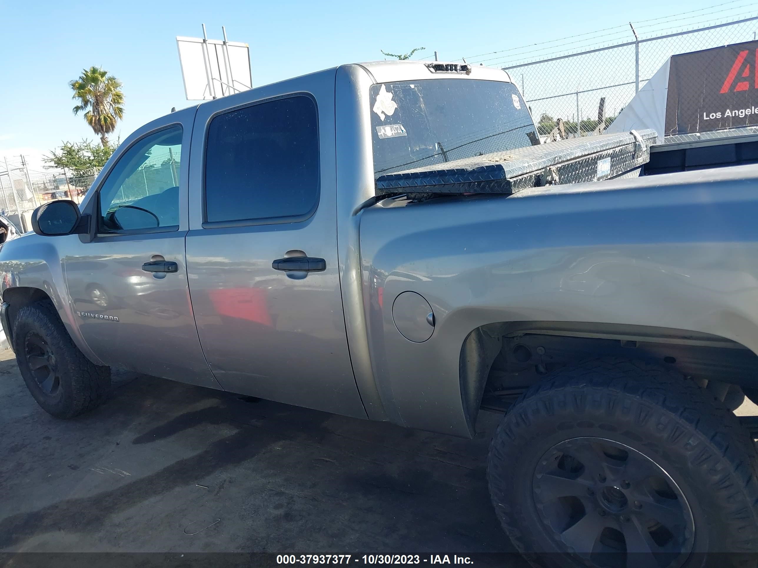 Photo 13 VIN: 2GCEC13J671549868 - CHEVROLET SILVERADO 