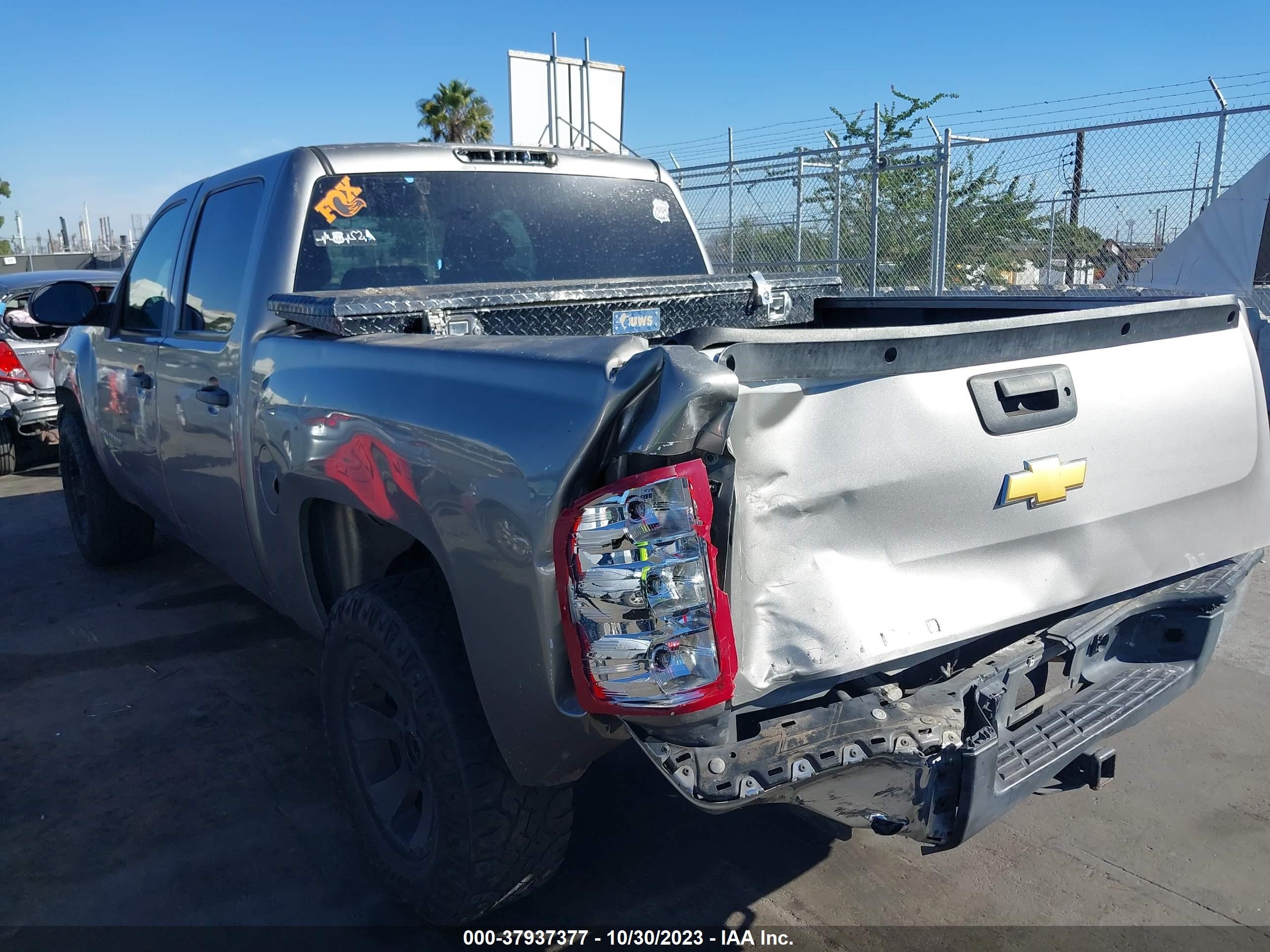 Photo 5 VIN: 2GCEC13J671549868 - CHEVROLET SILVERADO 