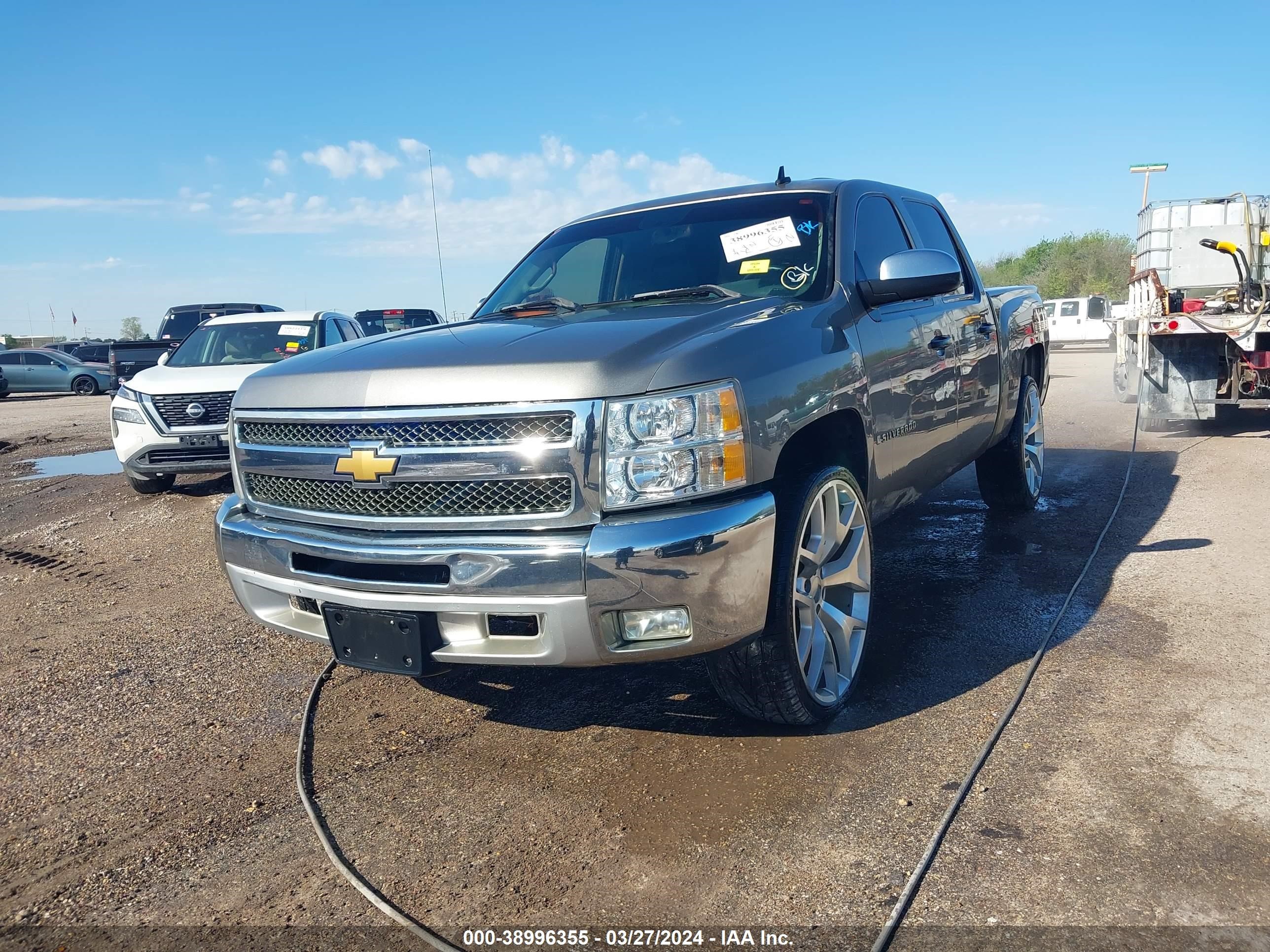 Photo 1 VIN: 2GCEC13J671551877 - CHEVROLET SILVERADO 