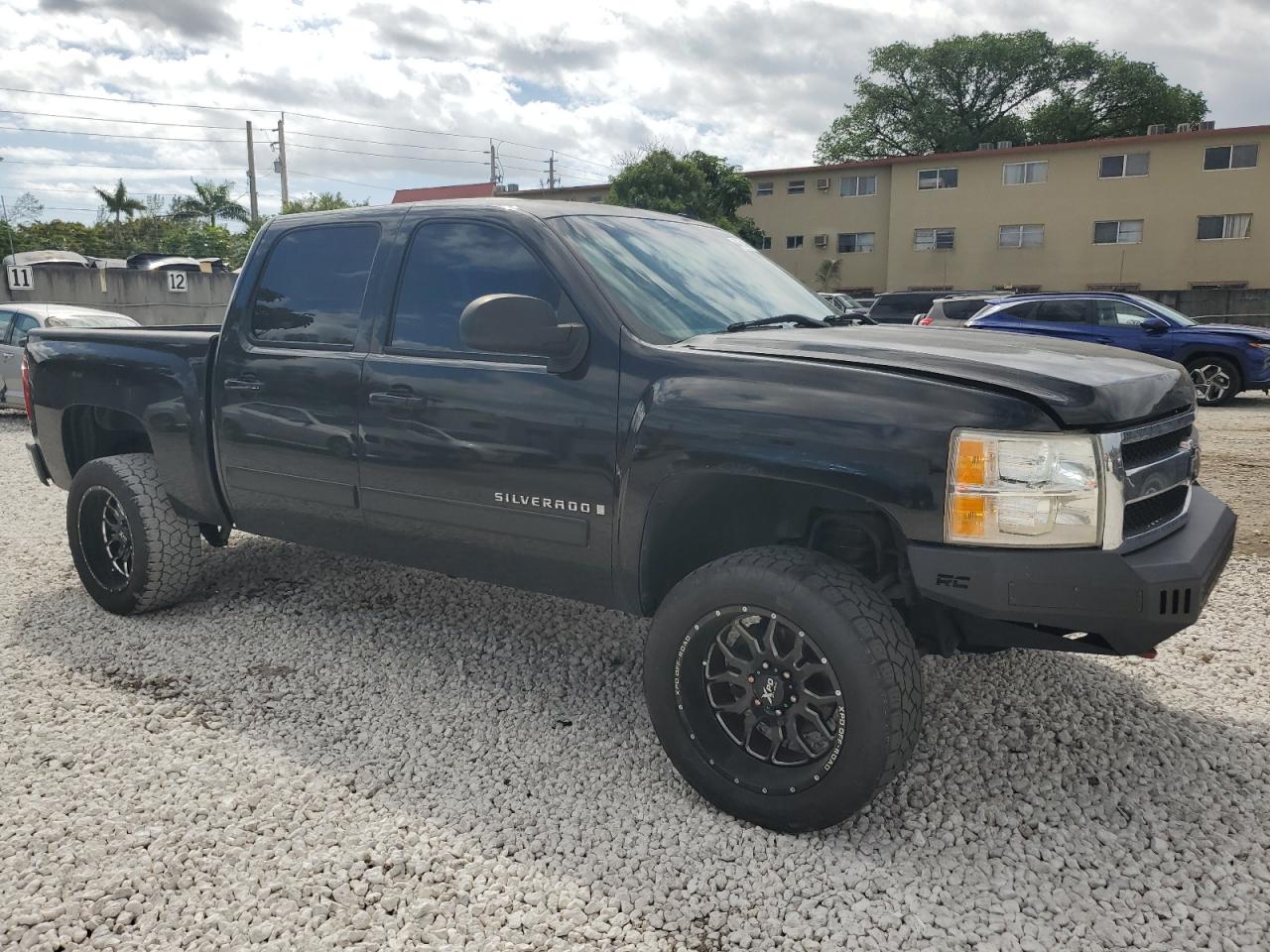 Photo 3 VIN: 2GCEC13J871507962 - CHEVROLET SILVERADO 