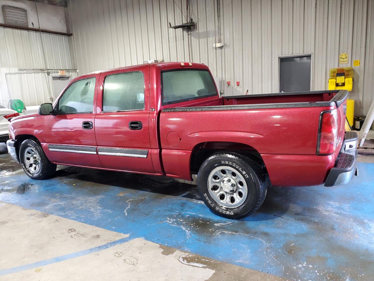 Photo 1 VIN: 2GCEC13T051328488 - CHEVROLET SILVERADO 