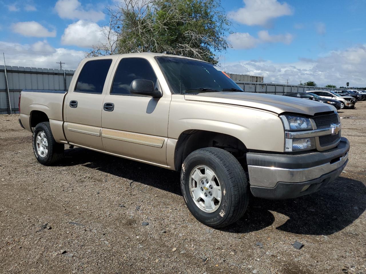 Photo 3 VIN: 2GCEC13T051332654 - CHEVROLET SILVERADO 