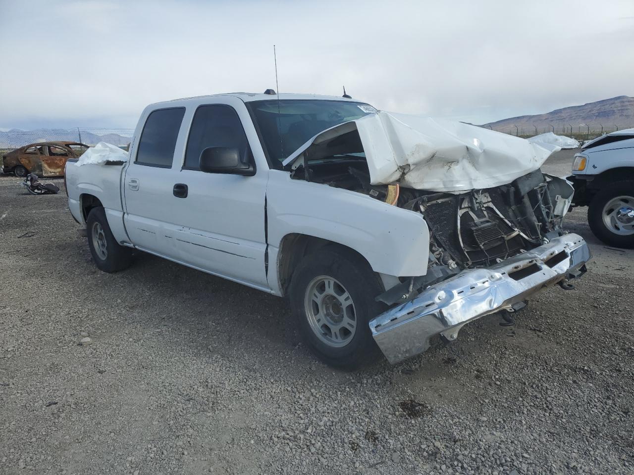 Photo 3 VIN: 2GCEC13T241419163 - CHEVROLET SILVERADO 