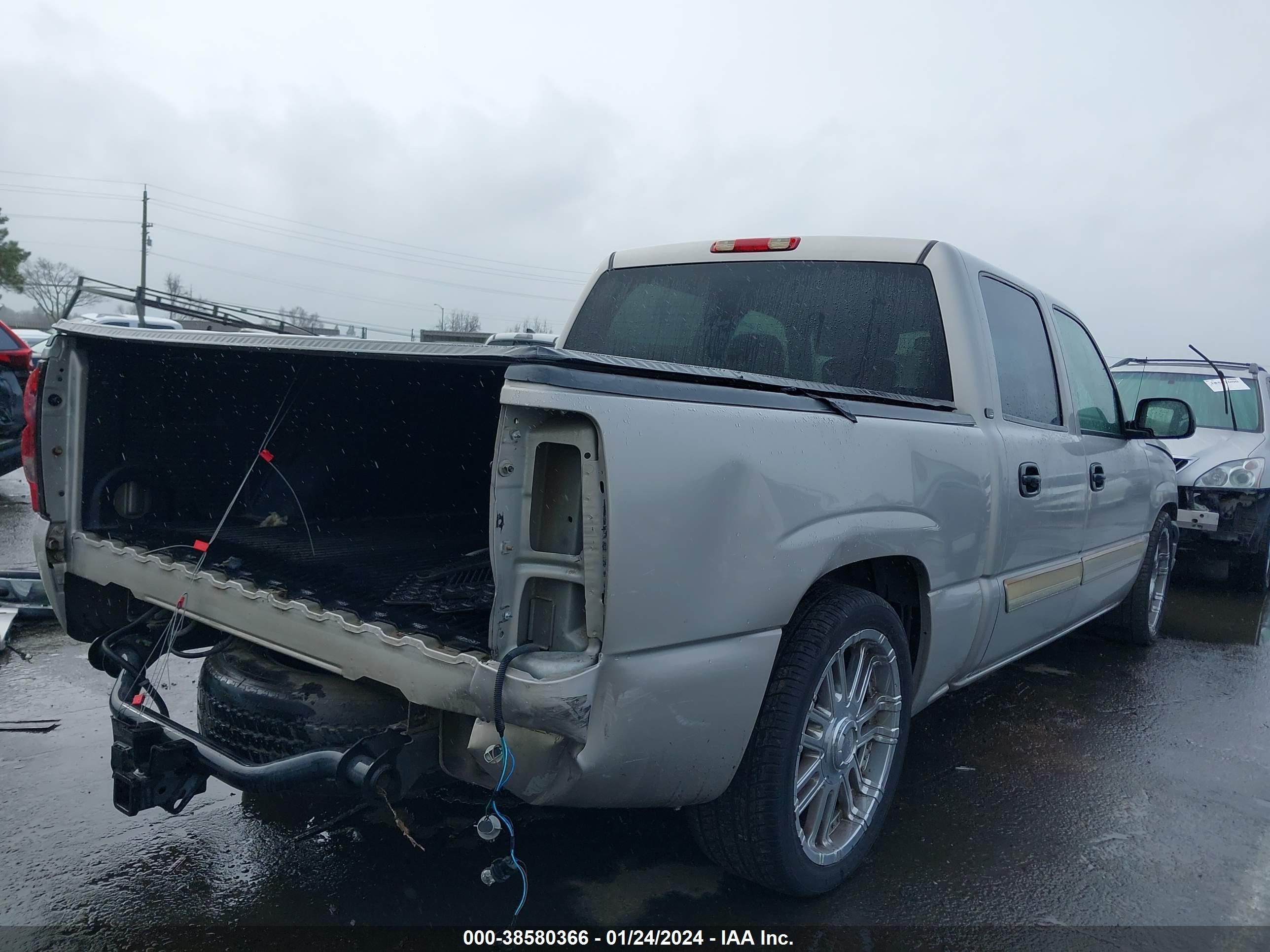 Photo 3 VIN: 2GCEC13T251251350 - CHEVROLET SILVERADO 