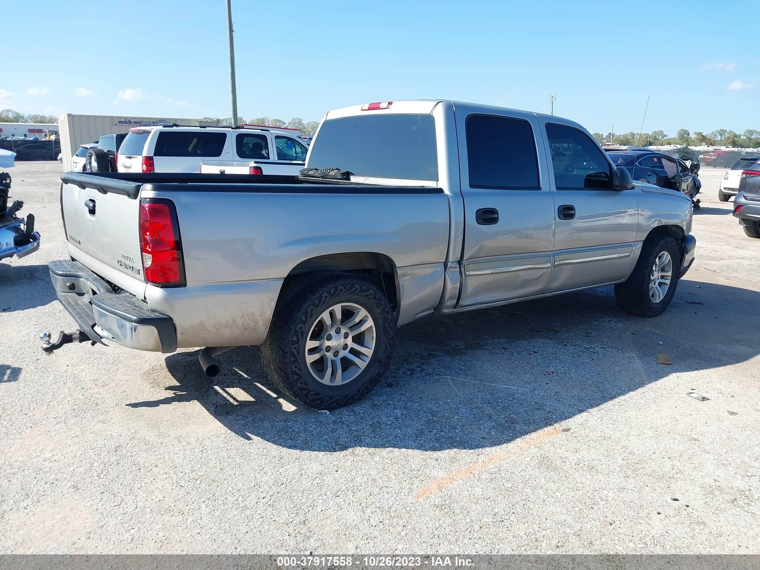 Photo 3 VIN: 2GCEC13T251335832 - CHEVROLET SILVERADO 