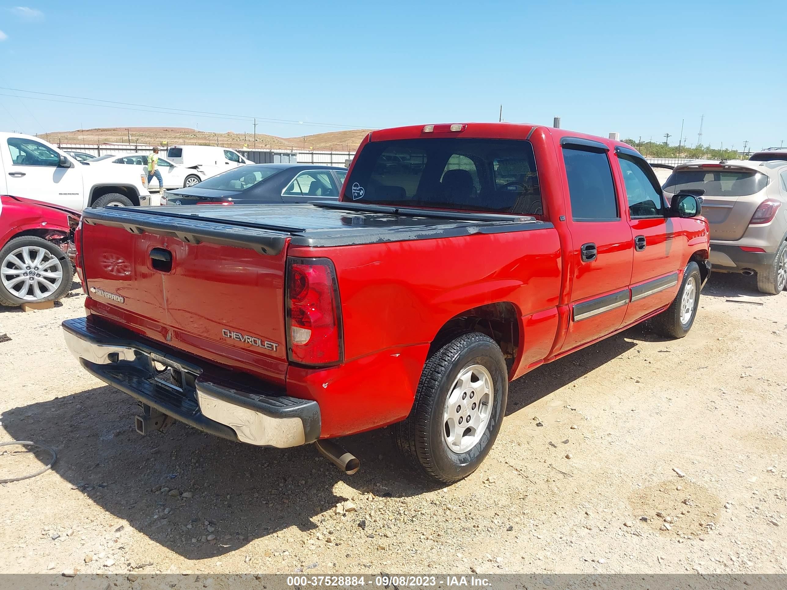 Photo 3 VIN: 2GCEC13T441308159 - CHEVROLET SILVERADO 