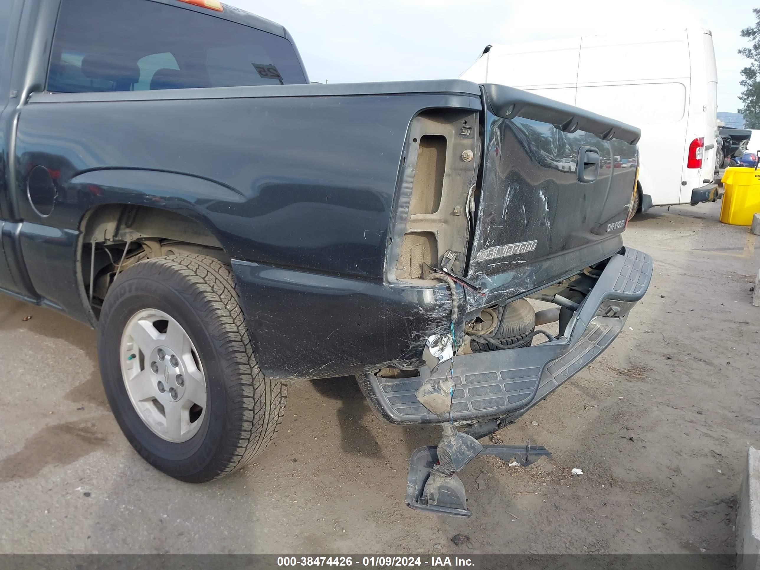 Photo 5 VIN: 2GCEC13T551145930 - CHEVROLET SILVERADO 