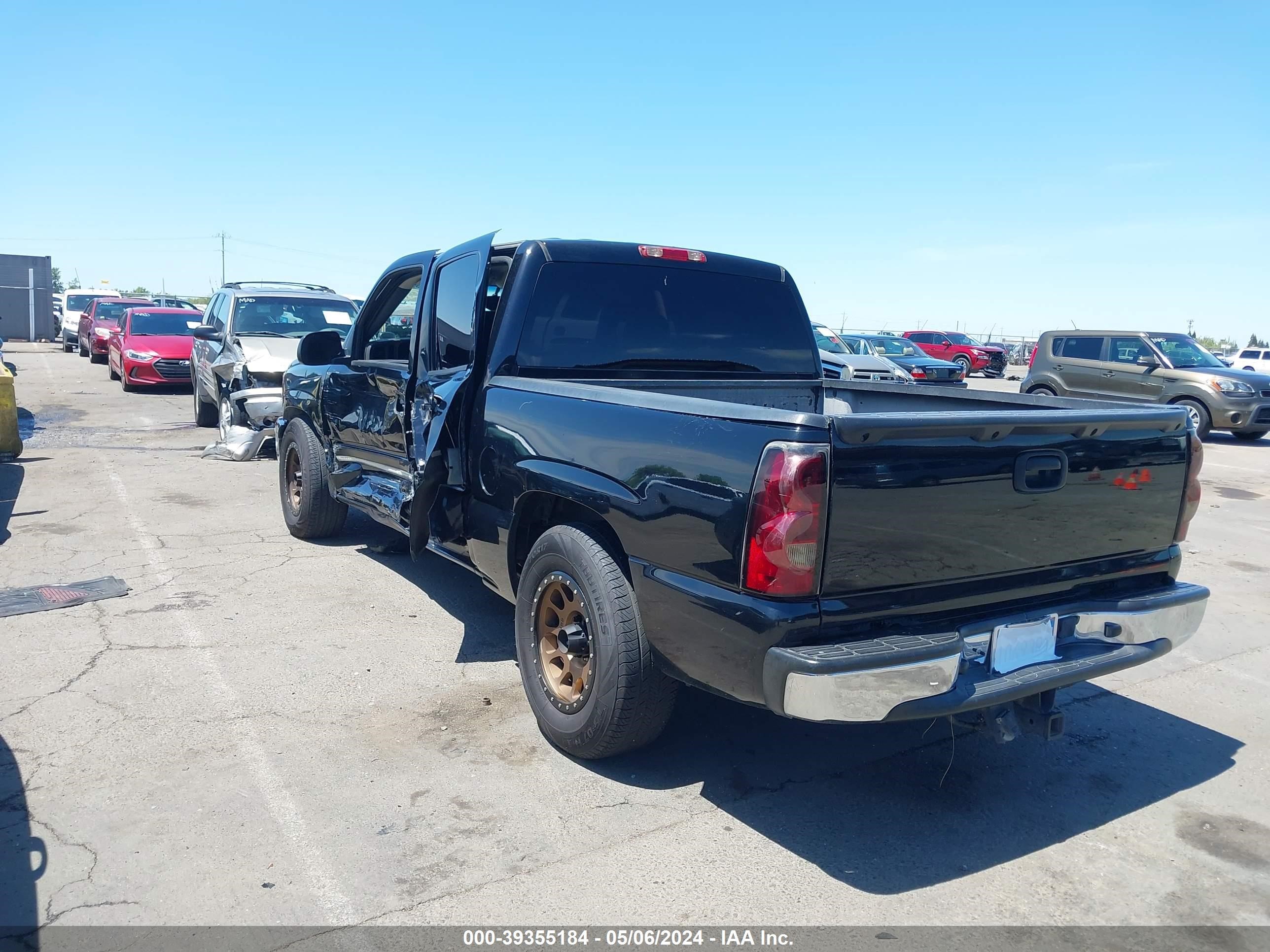 Photo 2 VIN: 2GCEC13T641390072 - CHEVROLET SILVERADO 