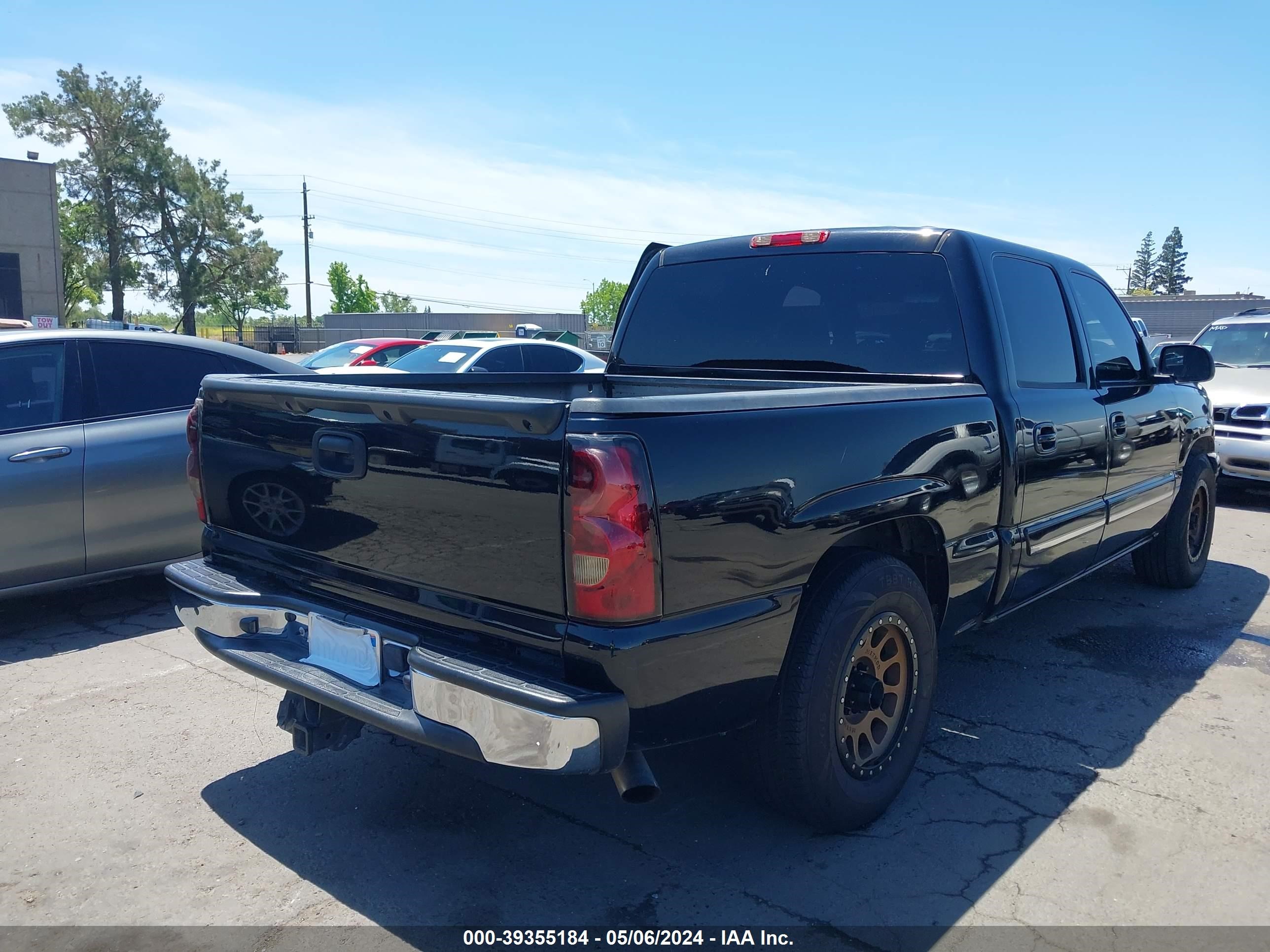 Photo 3 VIN: 2GCEC13T641390072 - CHEVROLET SILVERADO 