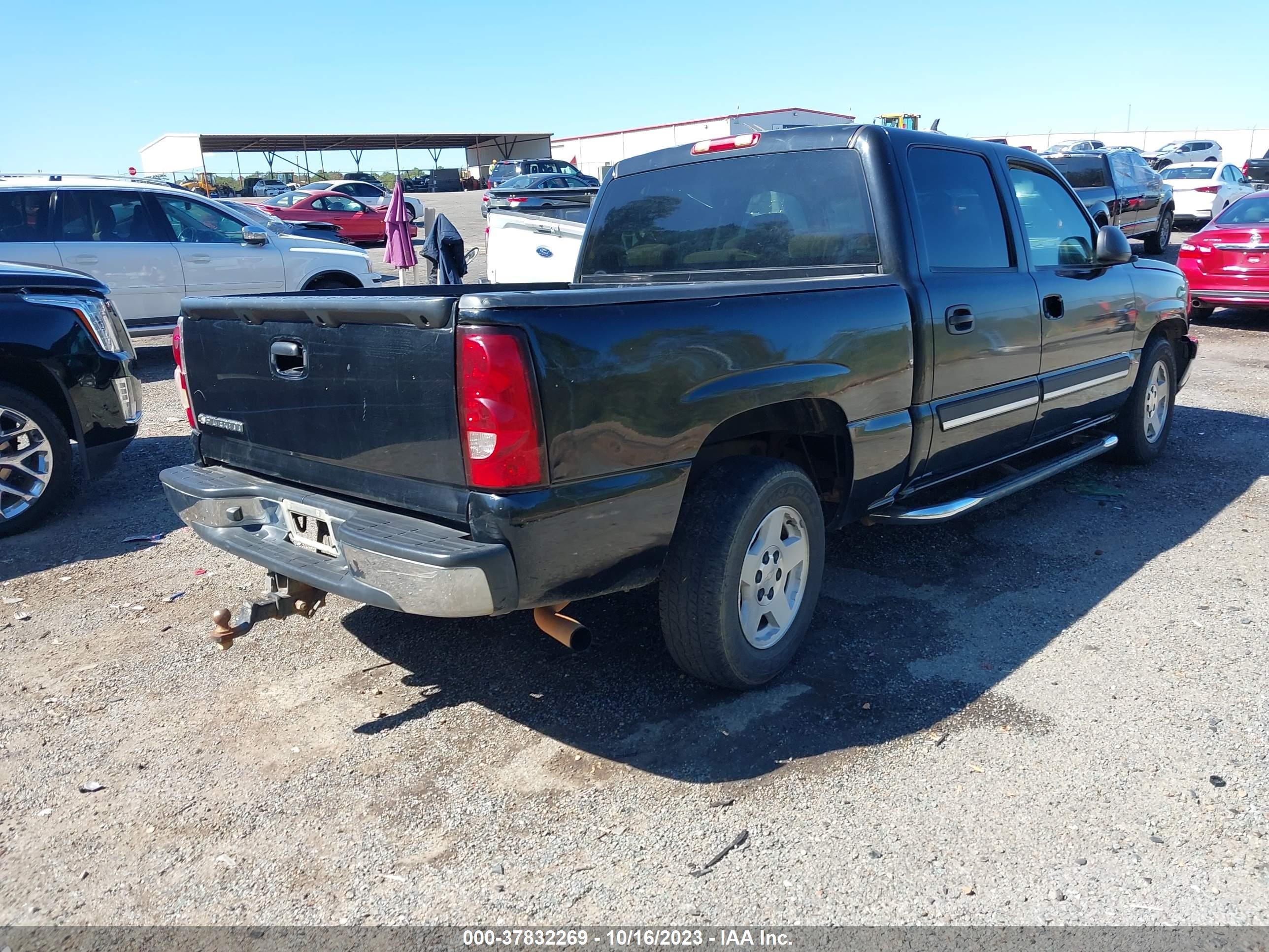 Photo 3 VIN: 2GCEC13T761236778 - CHEVROLET SILVERADO 