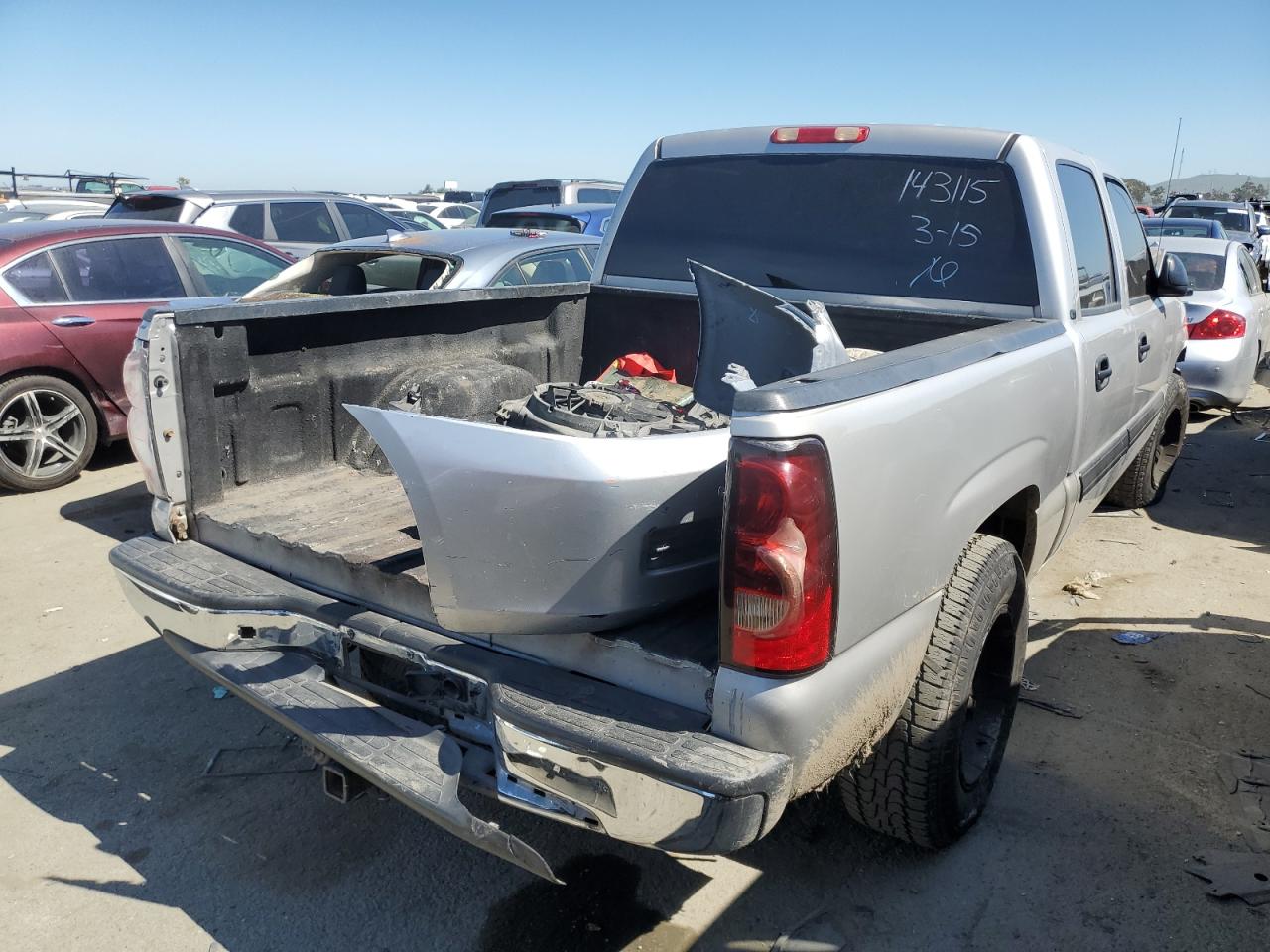 Photo 2 VIN: 2GCEC13T861160665 - CHEVROLET SILVERADO 