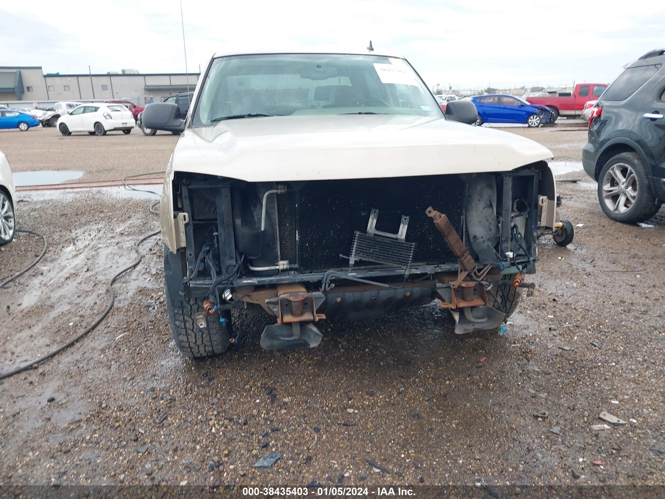 Photo 5 VIN: 2GCEC13TX61204908 - CHEVROLET SILVERADO 