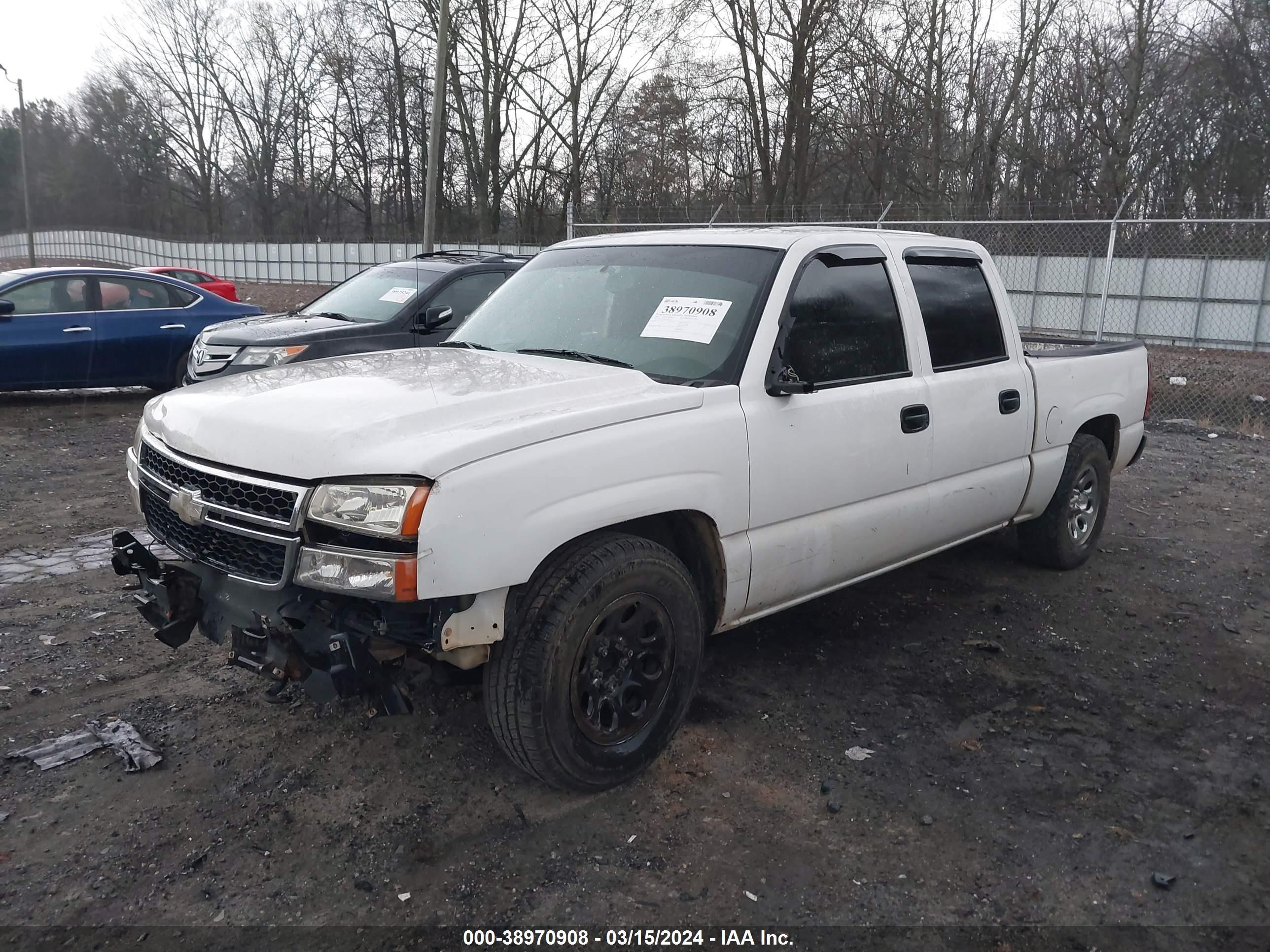 Photo 1 VIN: 2GCEC13V061268148 - CHEVROLET SILVERADO 