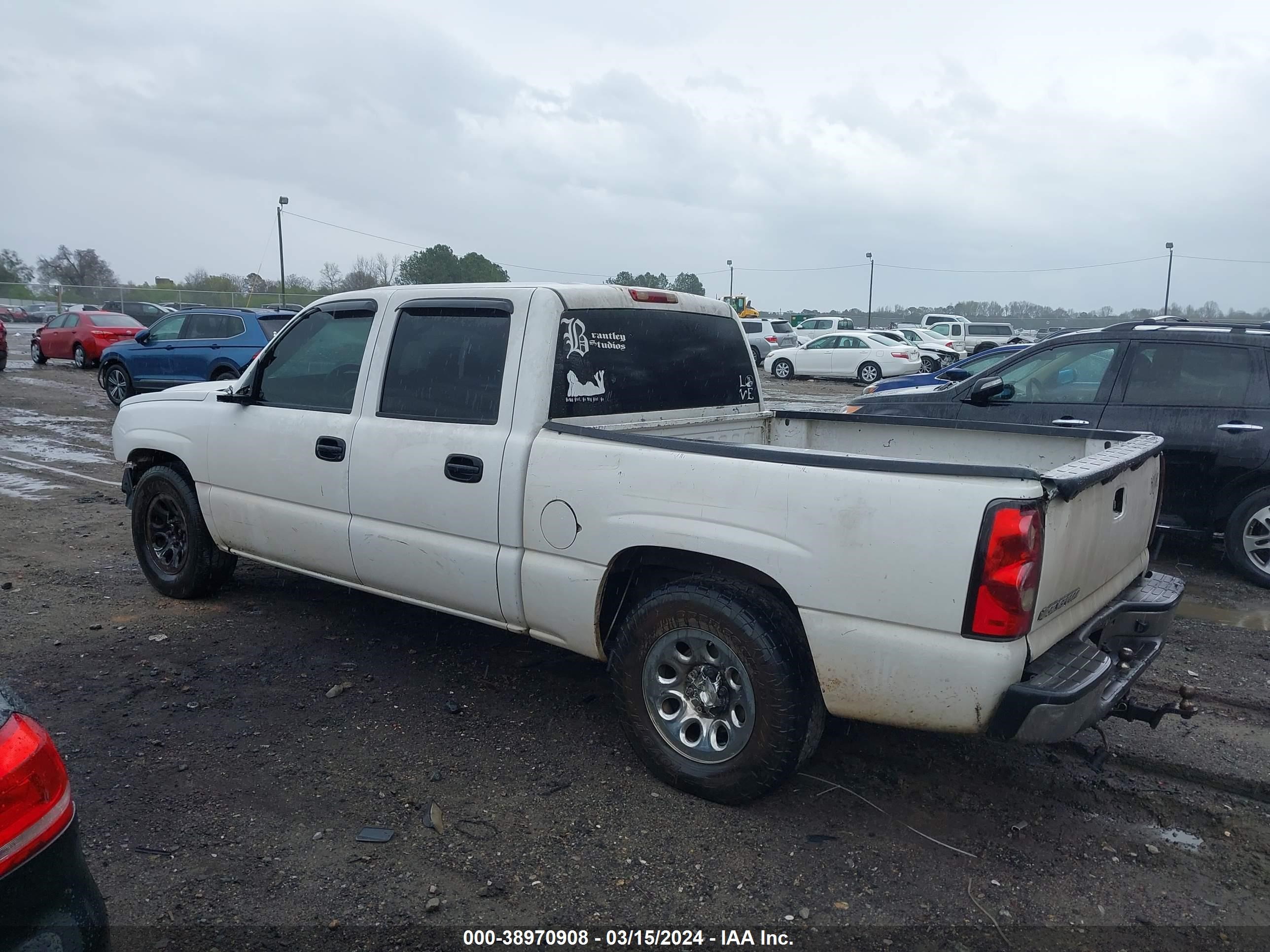 Photo 2 VIN: 2GCEC13V061268148 - CHEVROLET SILVERADO 