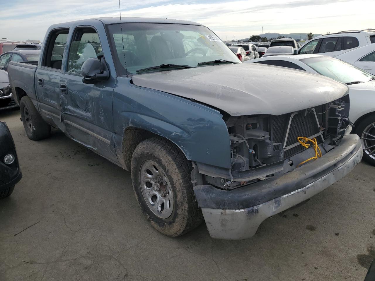 Photo 3 VIN: 2GCEC13V471136267 - CHEVROLET SILVERADO 