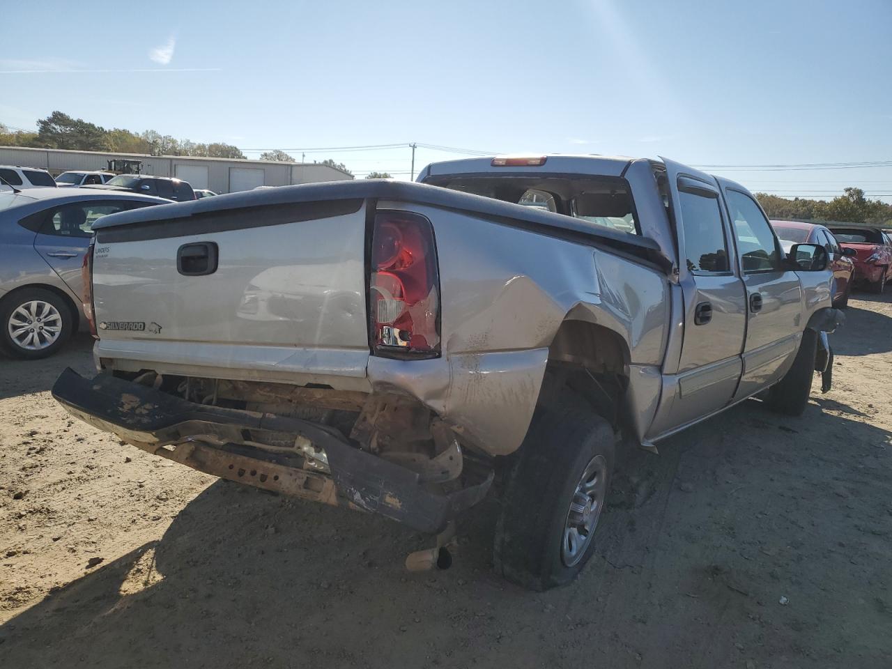 Photo 3 VIN: 2GCEC13V871167893 - CHEVROLET SILVERADO 