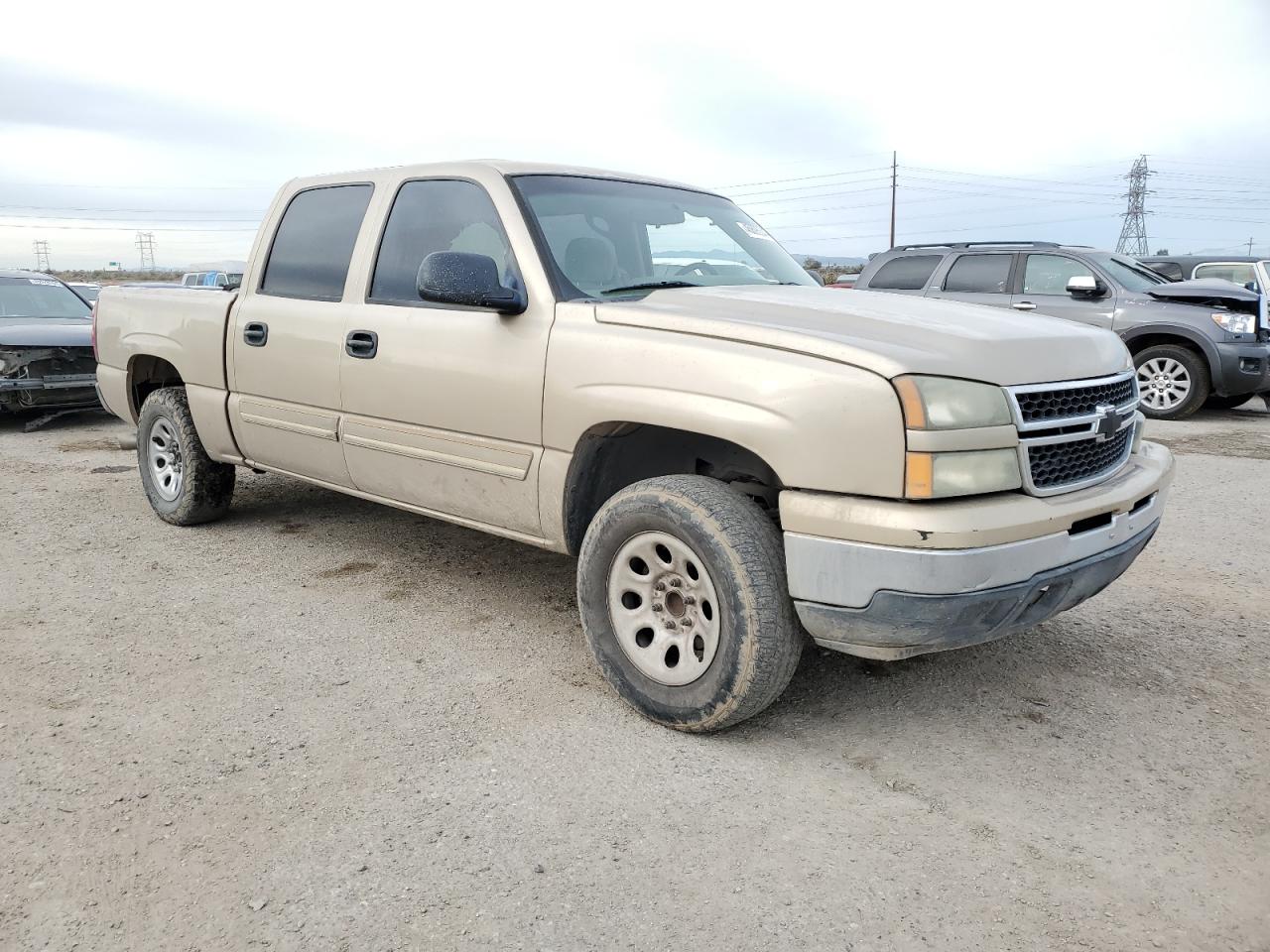 Photo 3 VIN: 2GCEC13VX61282641 - CHEVROLET SILVERADO 