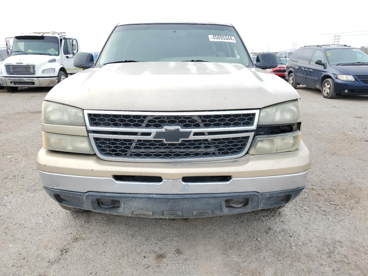 Photo 4 VIN: 2GCEC13VX61282641 - CHEVROLET SILVERADO 