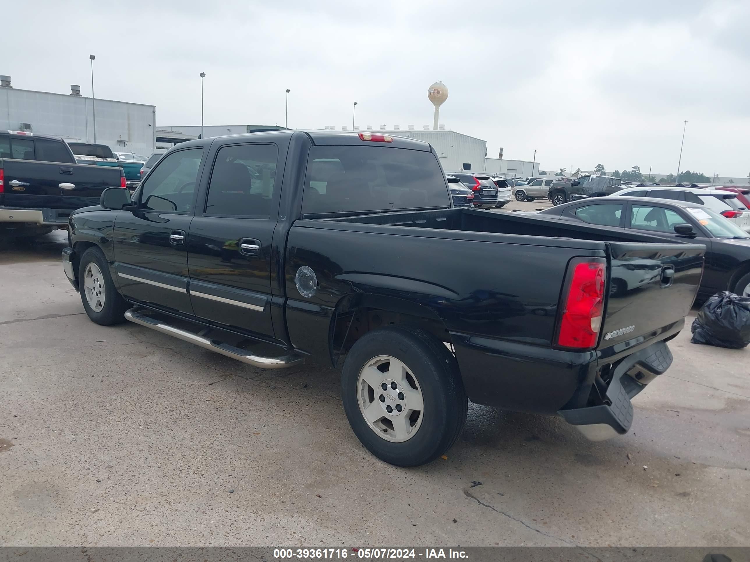 Photo 2 VIN: 2GCEC13ZX71111991 - CHEVROLET SILVERADO 