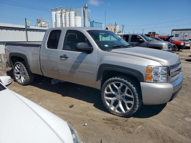 Photo 3 VIN: 2GCEC19C181213846 - CHEVROLET SILVERADO 