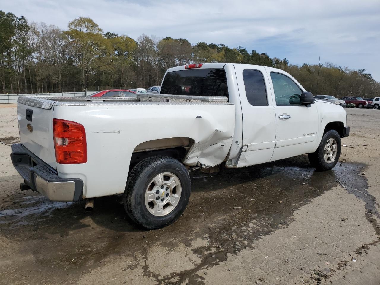 Photo 2 VIN: 2GCEC19C671729490 - CHEVROLET SILVERADO 