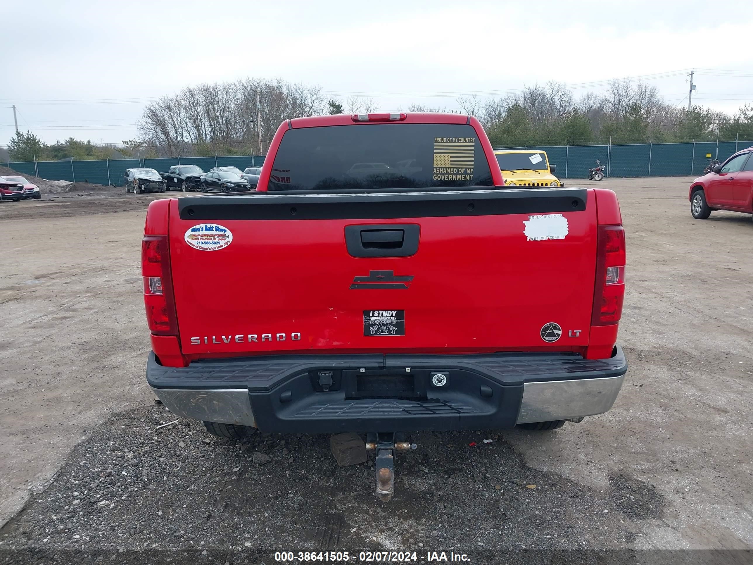 Photo 15 VIN: 2GCEC19C681251346 - CHEVROLET SILVERADO 