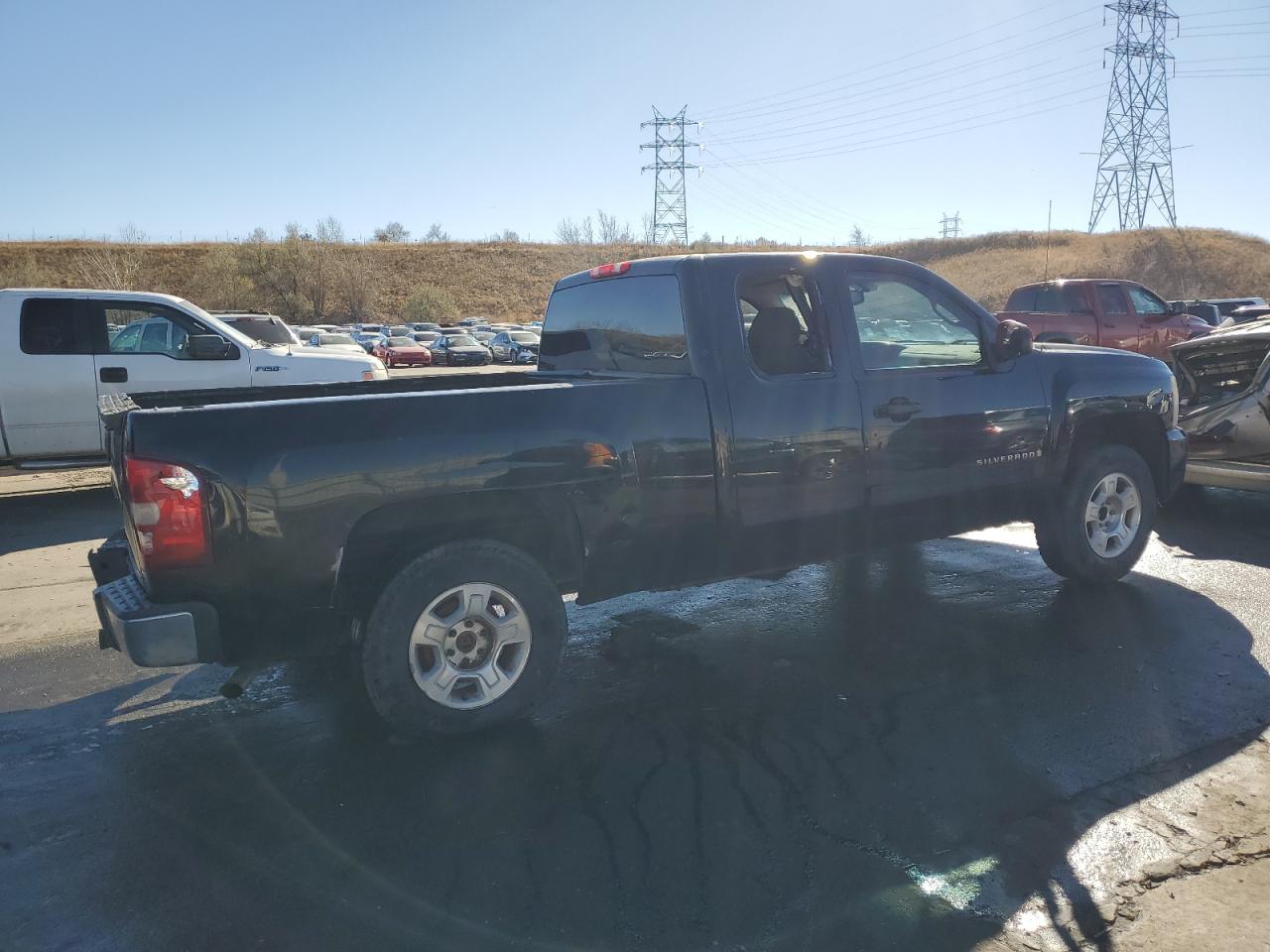 Photo 2 VIN: 2GCEC19J081132349 - CHEVROLET SILVERADO 