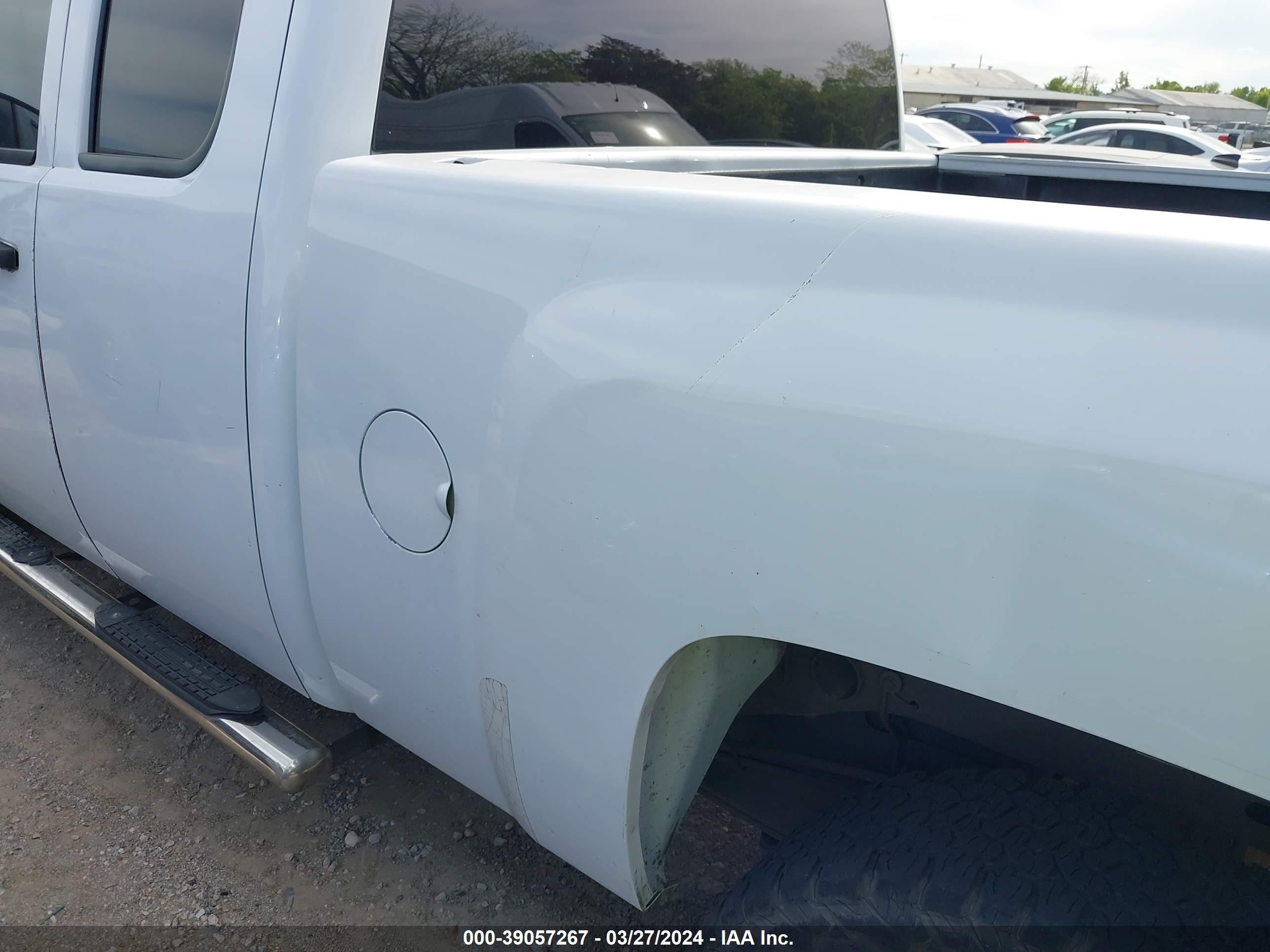 Photo 10 VIN: 2GCEC19J371595942 - CHEVROLET SILVERADO 