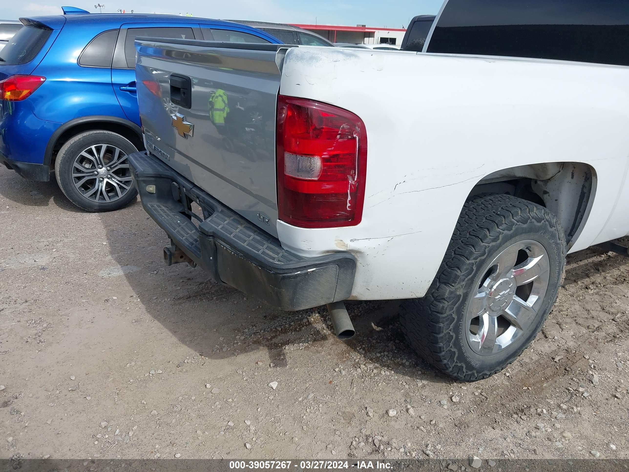 Photo 5 VIN: 2GCEC19J371595942 - CHEVROLET SILVERADO 