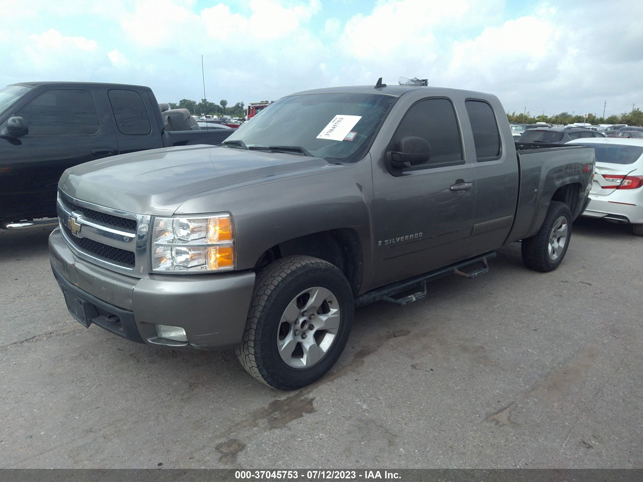 Photo 1 VIN: 2GCEC19J371656609 - CHEVROLET SILVERADO 