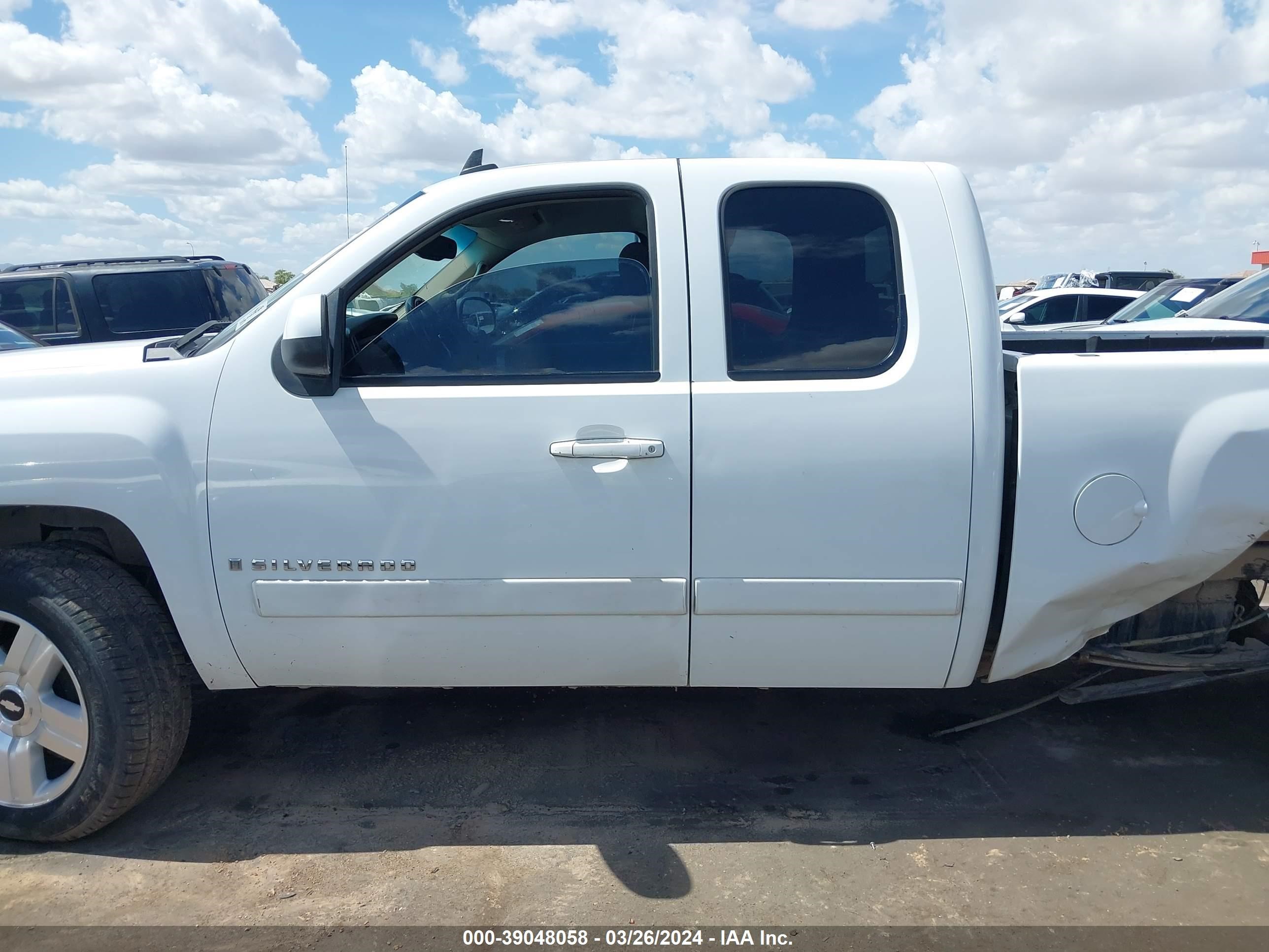 Photo 12 VIN: 2GCEC19J781143249 - CHEVROLET SILVERADO 