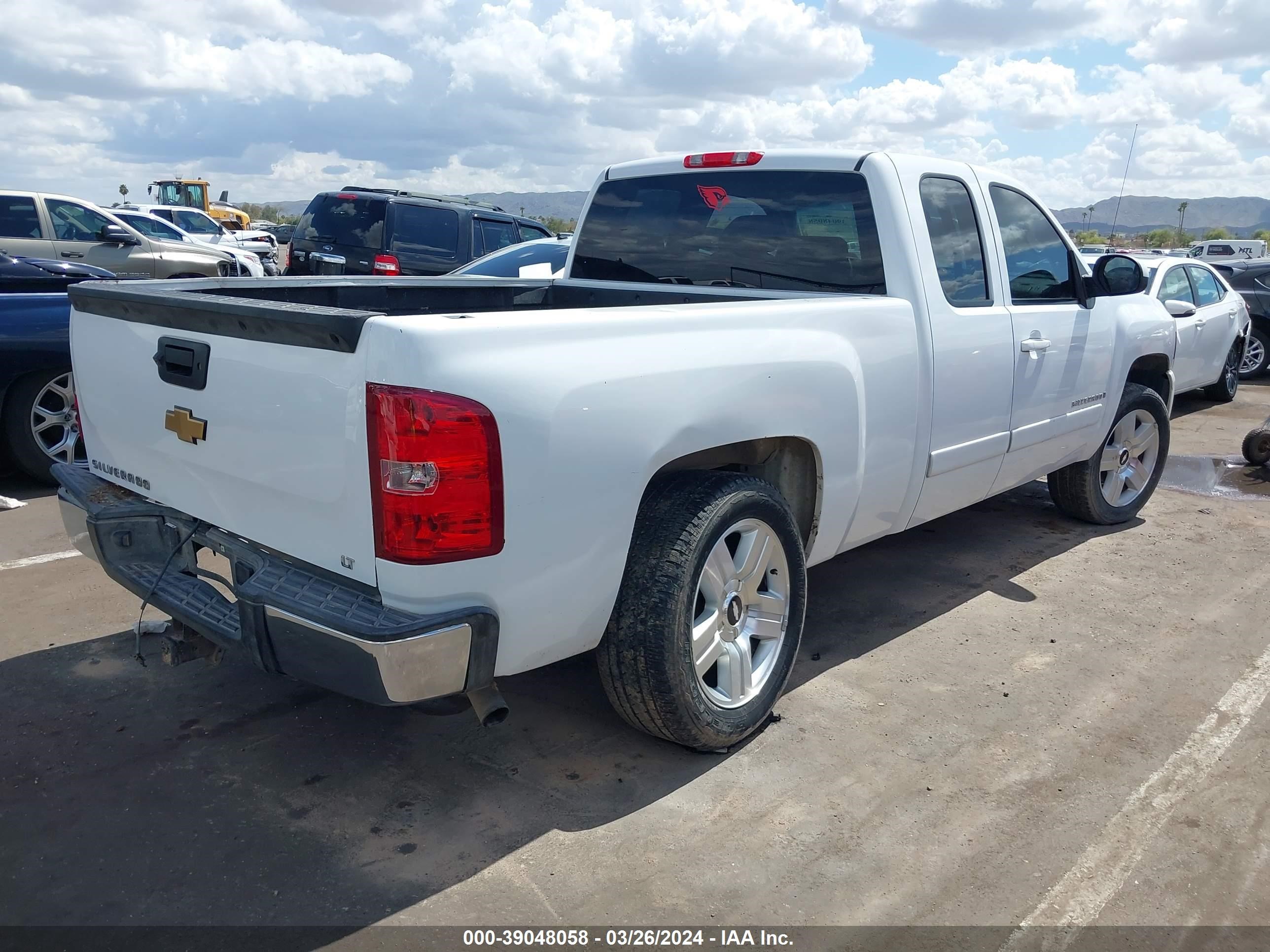 Photo 3 VIN: 2GCEC19J781143249 - CHEVROLET SILVERADO 