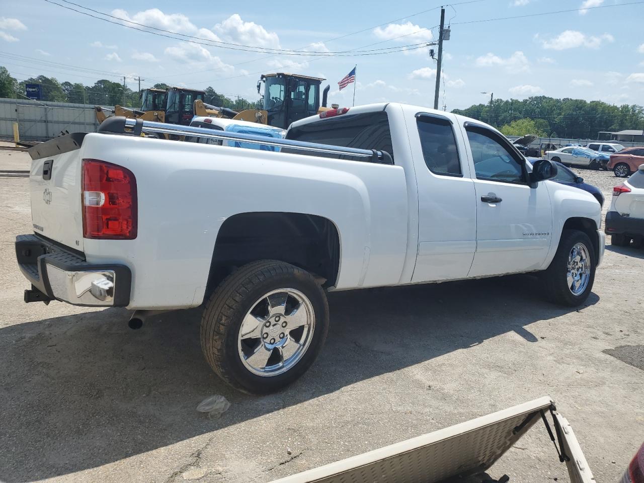 Photo 2 VIN: 2GCEC19J881320794 - CHEVROLET SILVERADO 