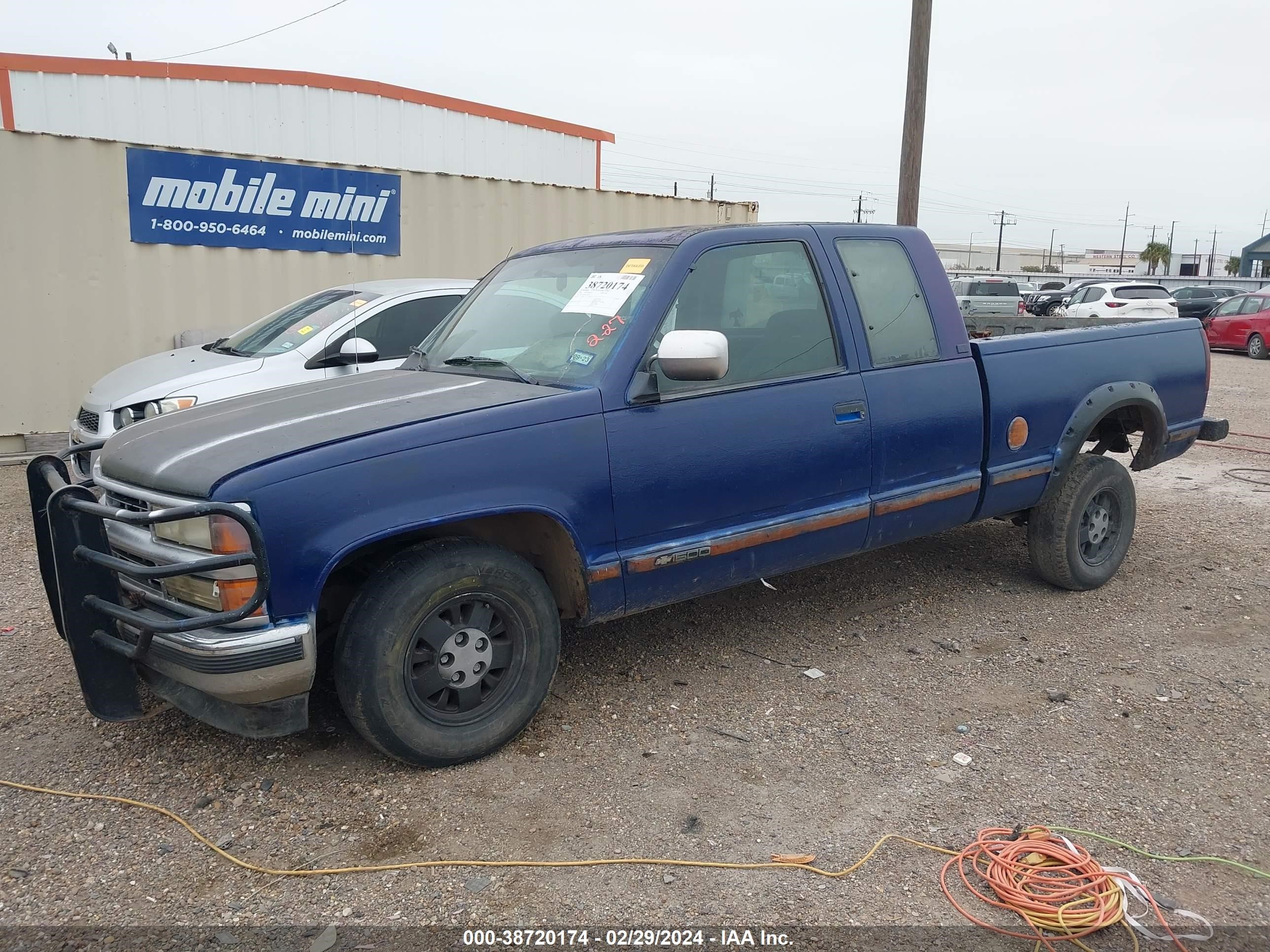 Photo 1 VIN: 2GCEC19K6R1169125 - CHEVROLET GMT-400 