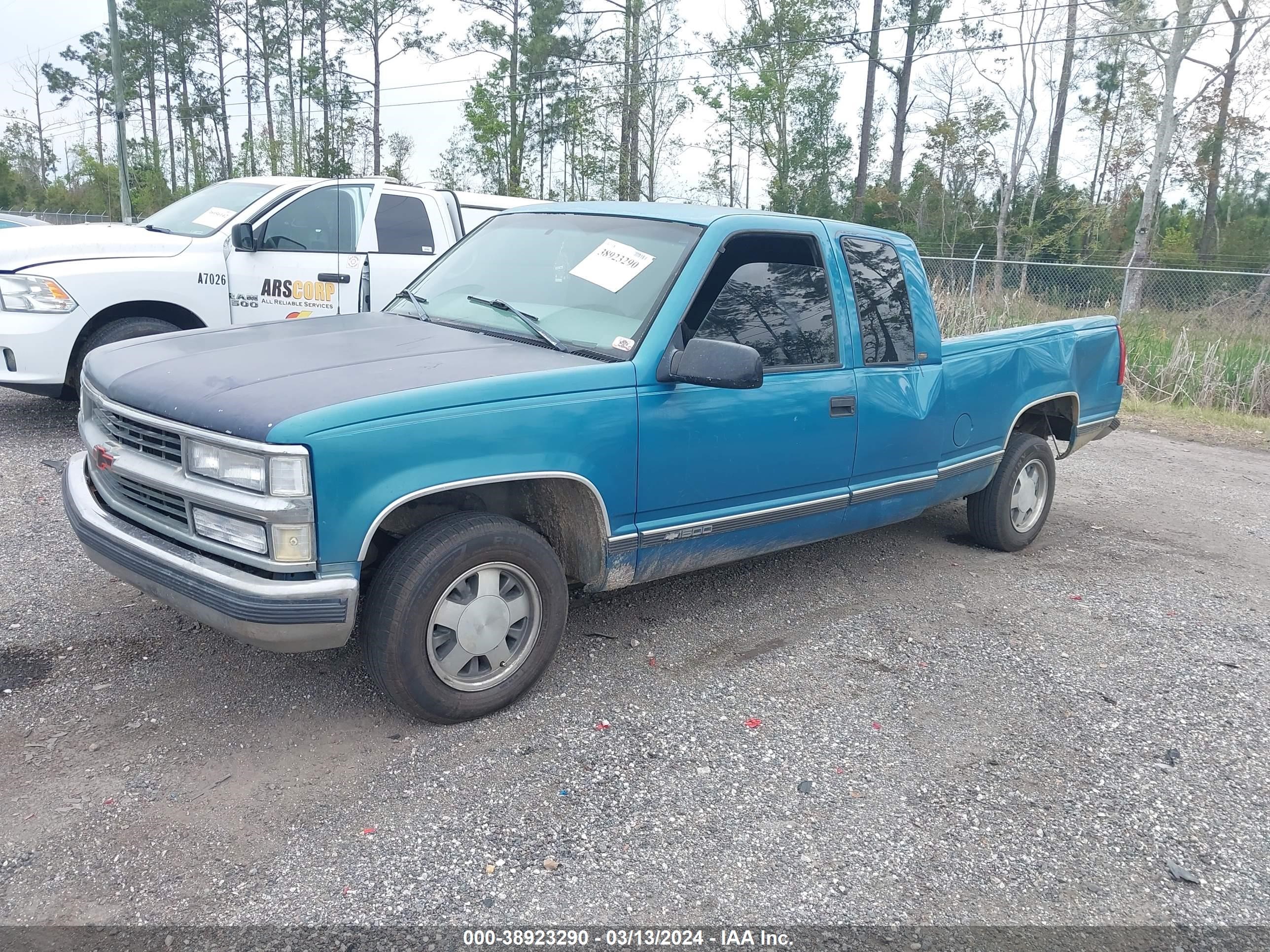 Photo 1 VIN: 2GCEC19M0W1276247 - CHEVROLET NULL 