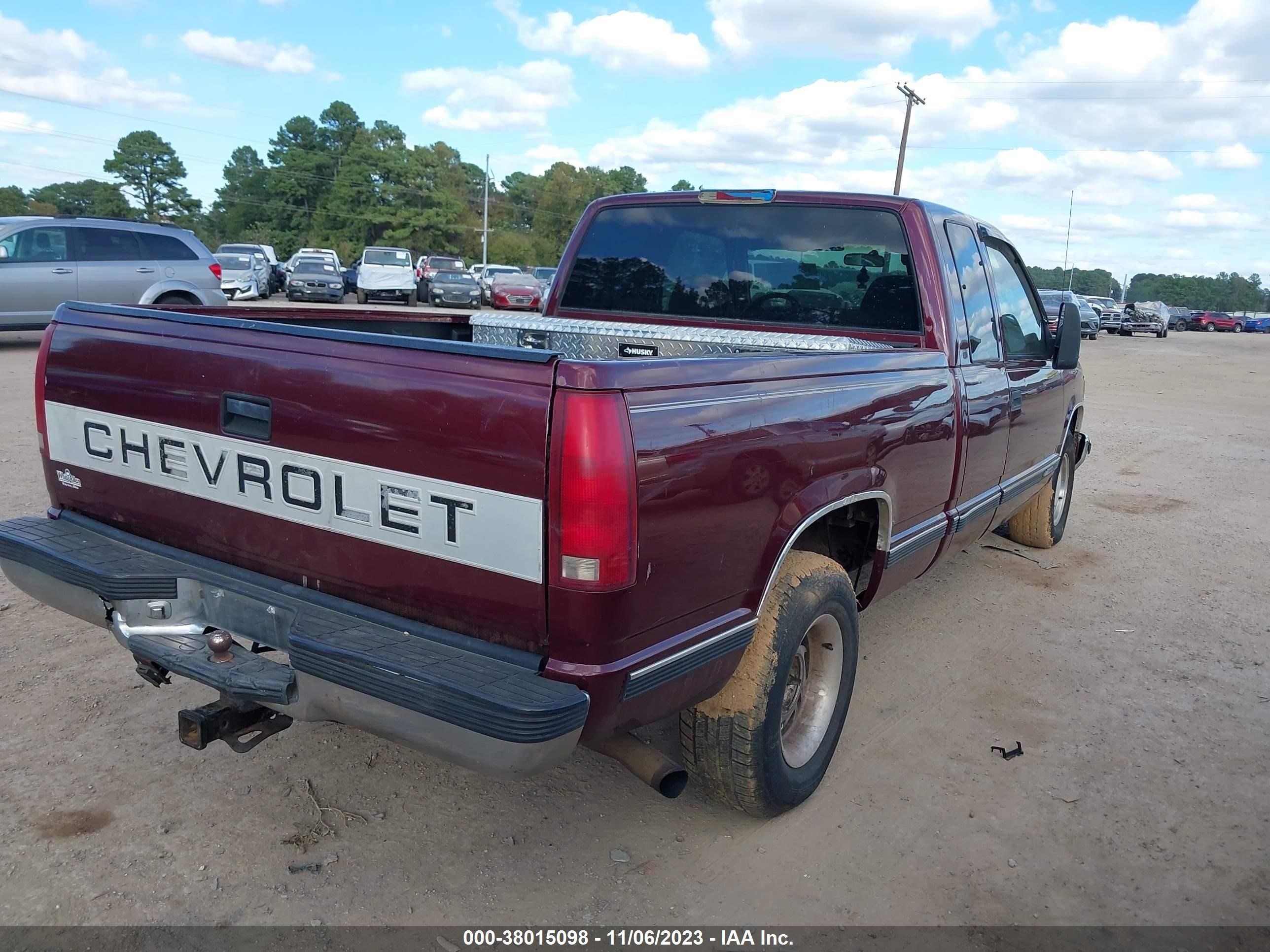 Photo 3 VIN: 2GCEC19M3V1151760 - CHEVROLET ALL 