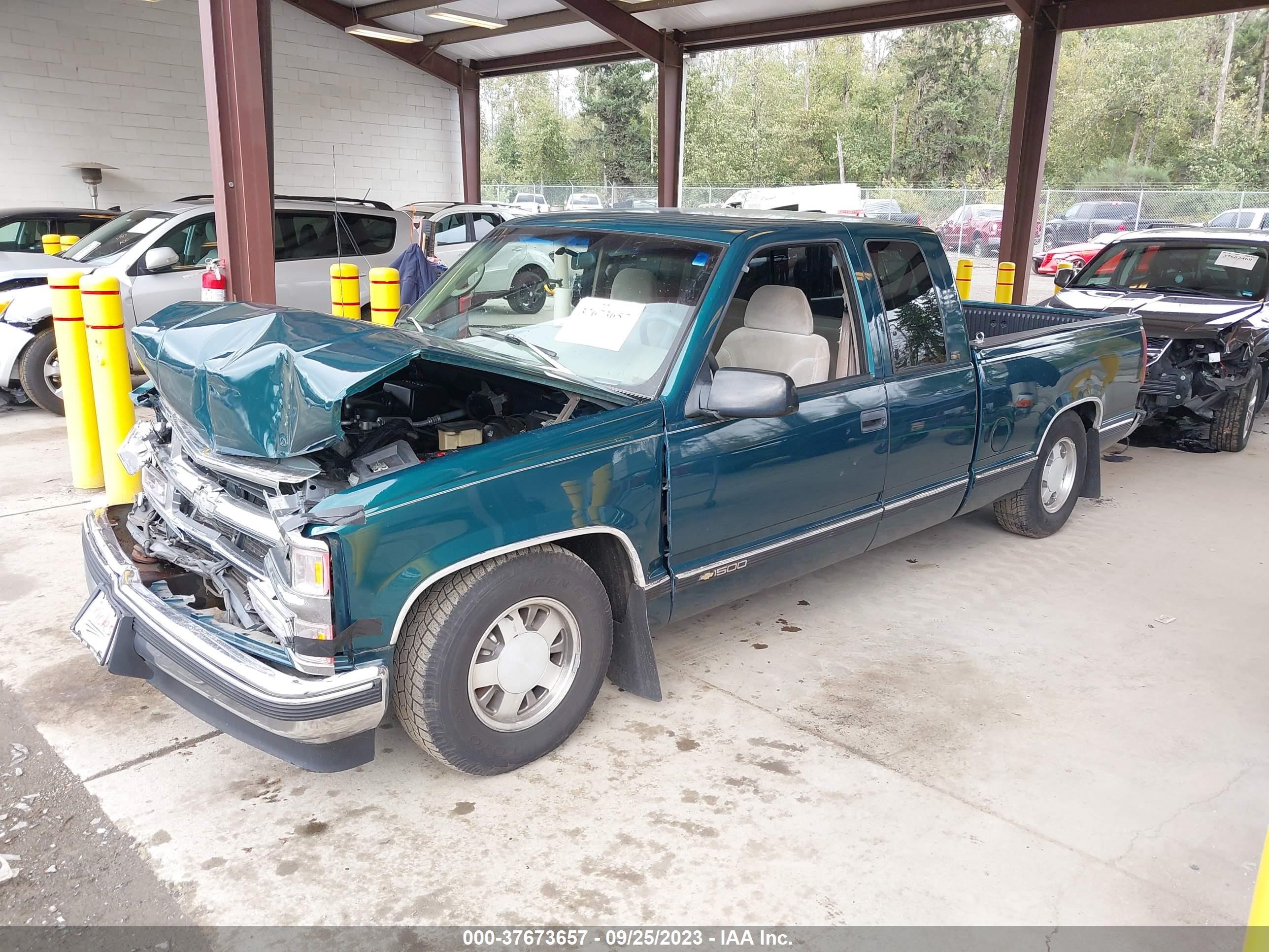 Photo 1 VIN: 2GCEC19MXT1129607 - CHEVROLET GMT-400 