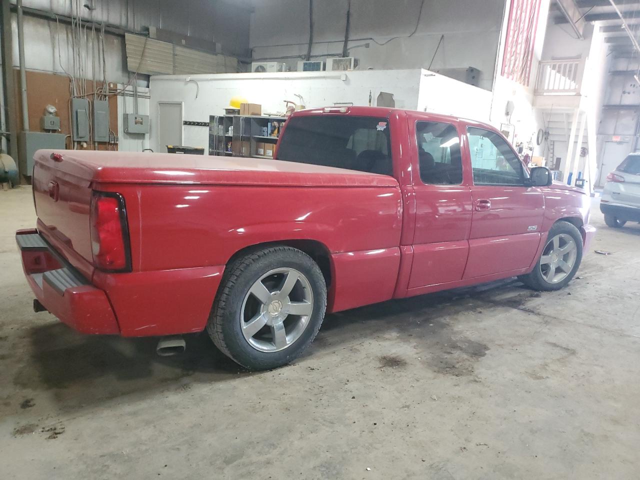 Photo 2 VIN: 2GCEC19N161264827 - CHEVROLET SILVERADO 