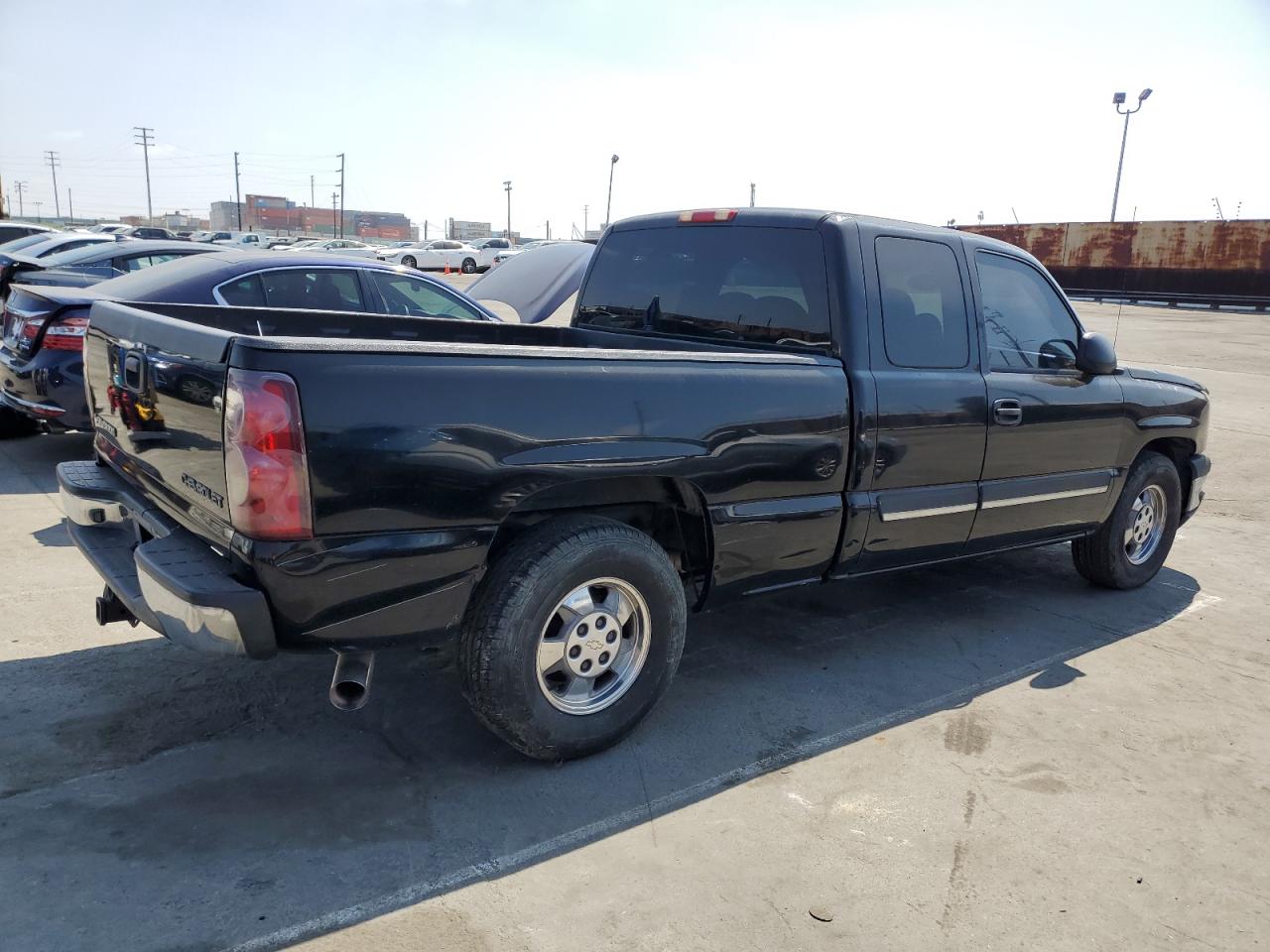 Photo 2 VIN: 2GCEC19T031135312 - CHEVROLET SILVERADO 