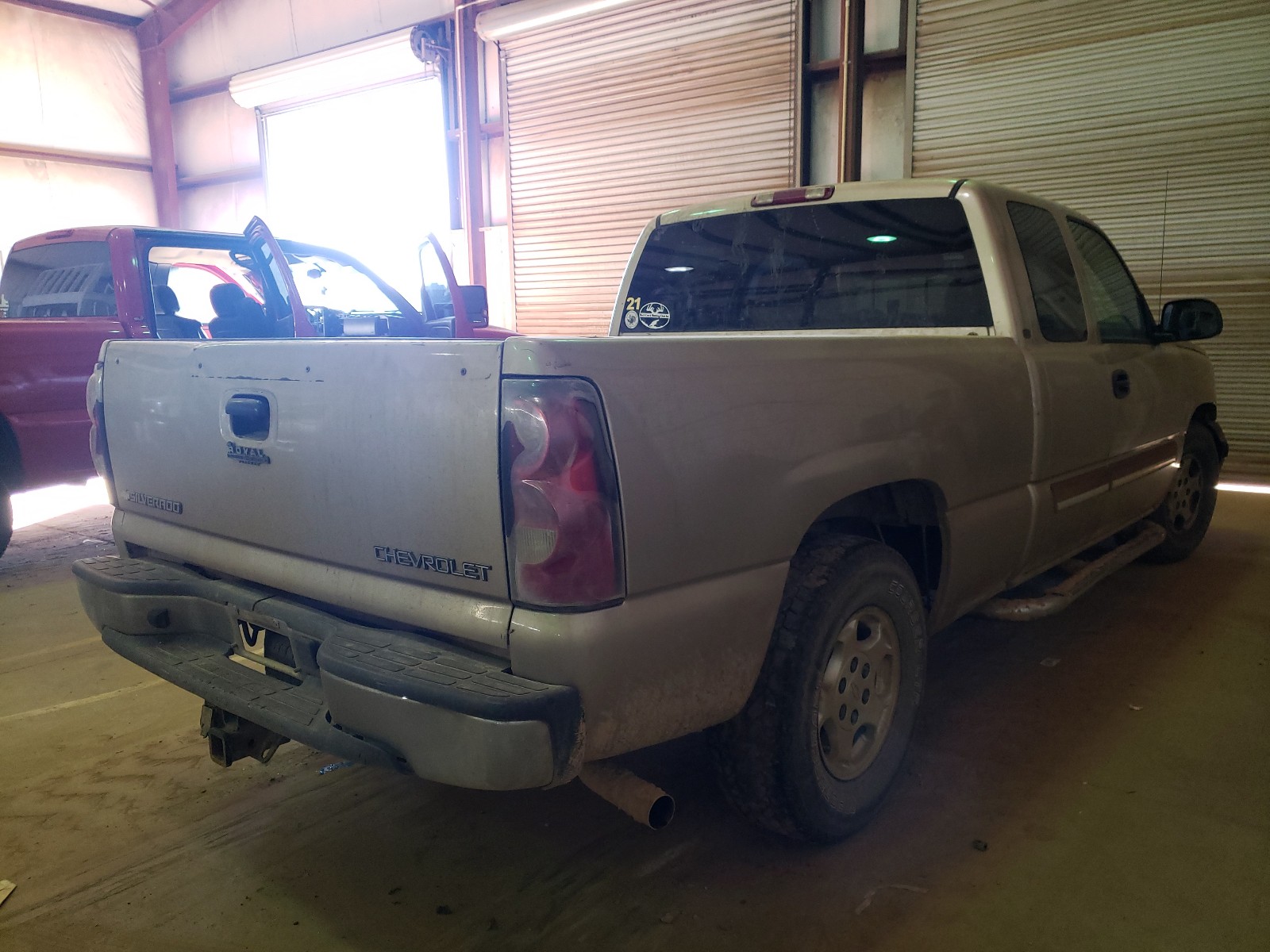 Photo 3 VIN: 2GCEC19T041151169 - CHEVROLET SILVERADO 