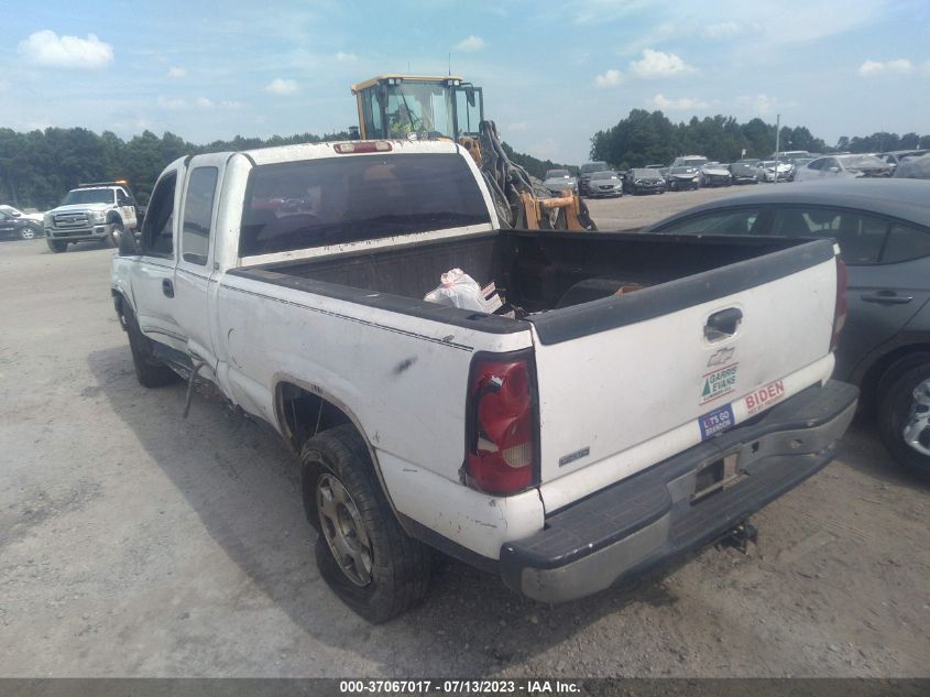 Photo 2 VIN: 2GCEC19T051218922 - CHEVROLET SILVERADO 