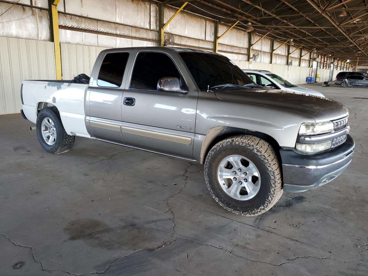 Photo 3 VIN: 2GCEC19T111296975 - CHEVROLET SILVERADO 