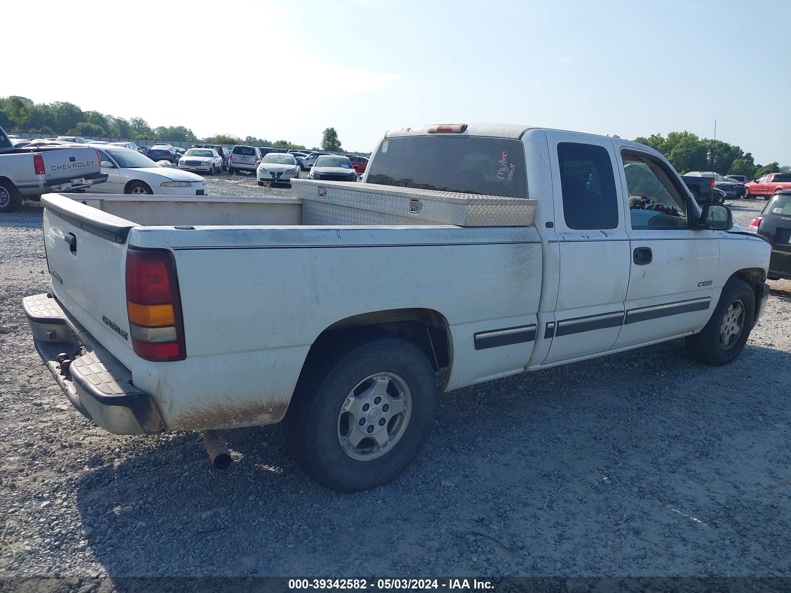 Photo 3 VIN: 2GCEC19T321144178 - CHEVROLET SILVERADO 