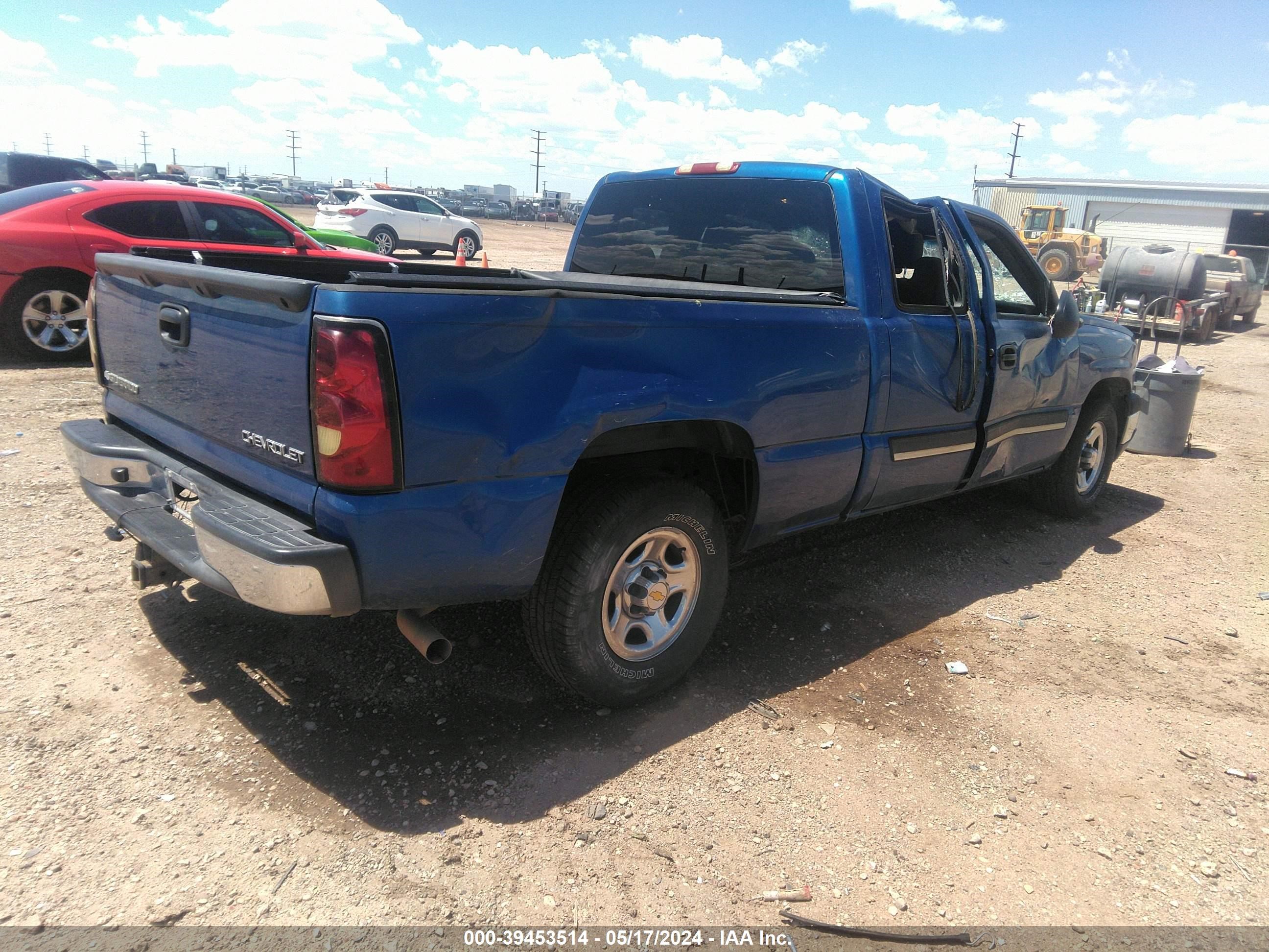 Photo 3 VIN: 2GCEC19T341154891 - CHEVROLET SILVERADO 