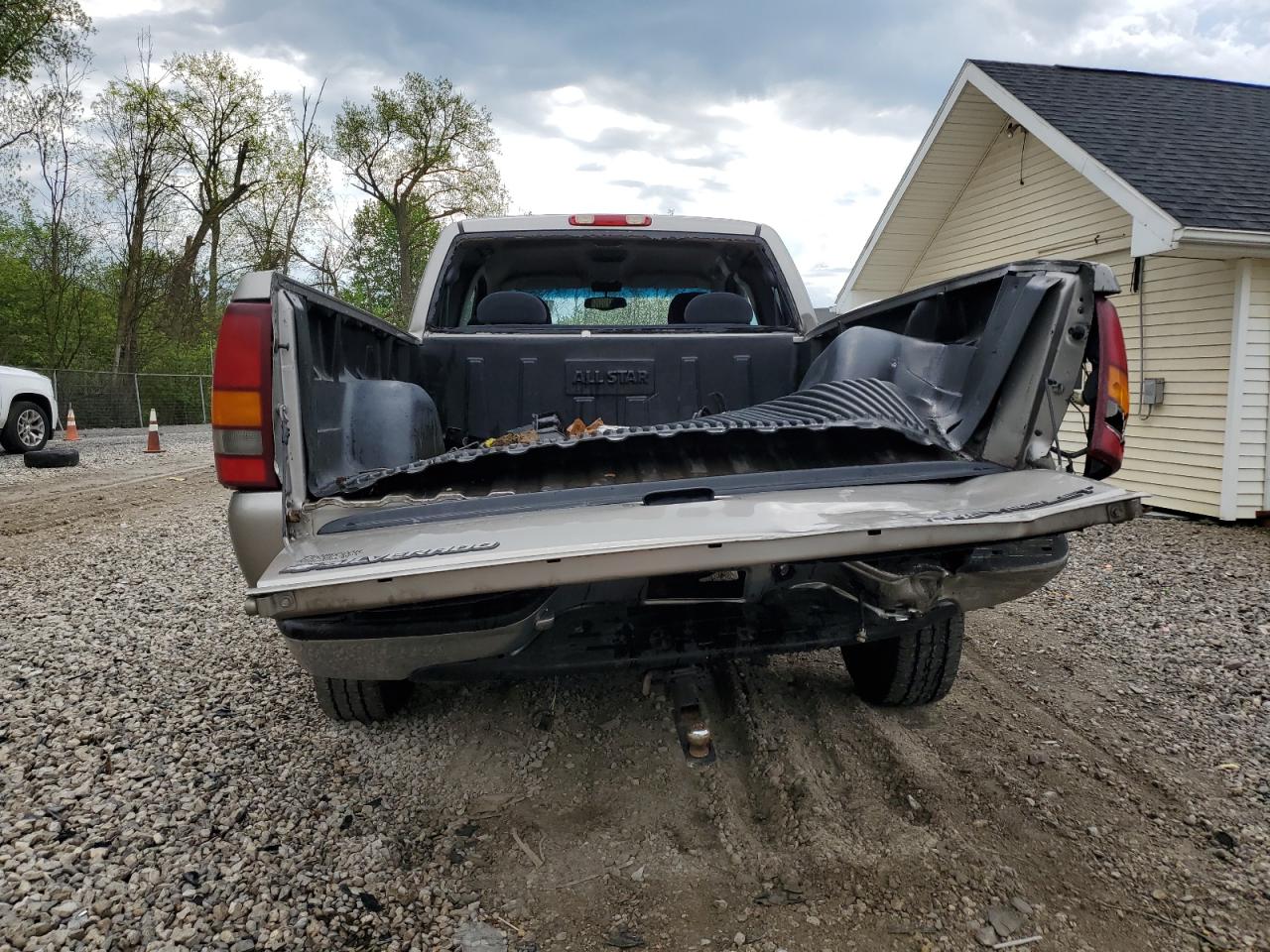 Photo 5 VIN: 2GCEC19T3Y1149504 - CHEVROLET SILVERADO 